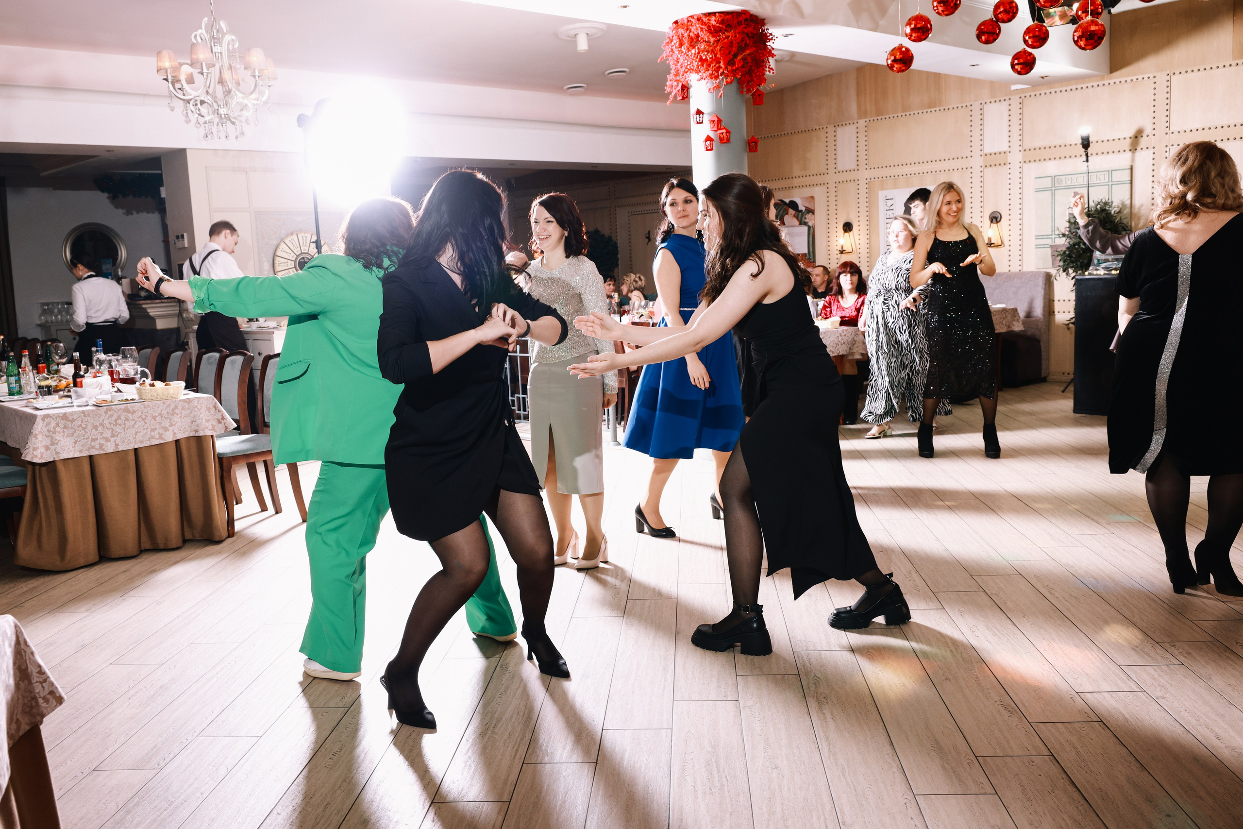 Корпоратив Экспресс Офис, в ресторане Респект. Фотограф в Туле — Борисов Николай