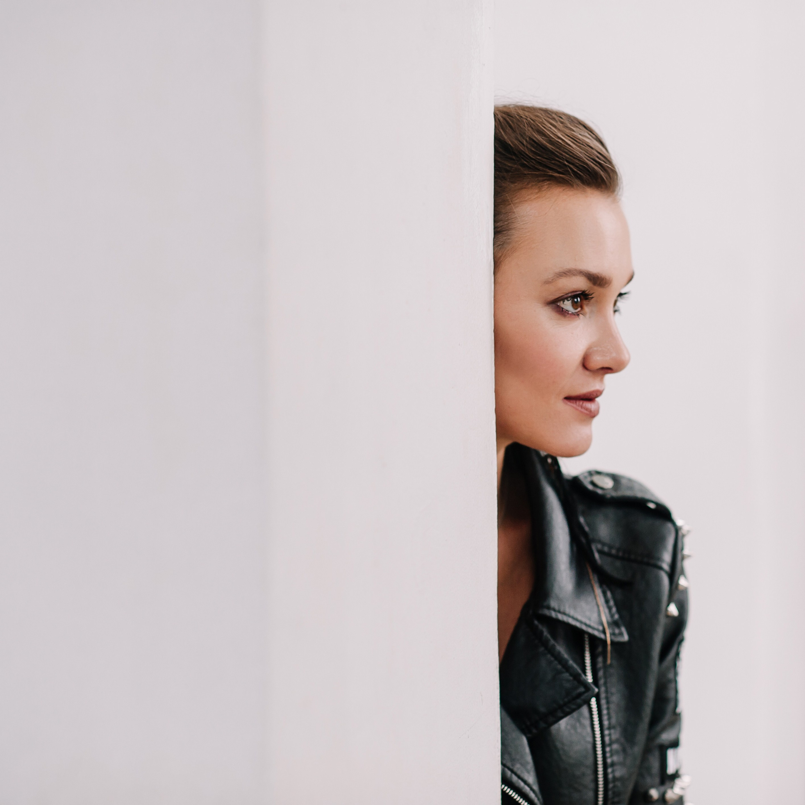 Спонтанная съемка актрисы. Портретный и лайфстайл фотограф в Санкт-Петербурге