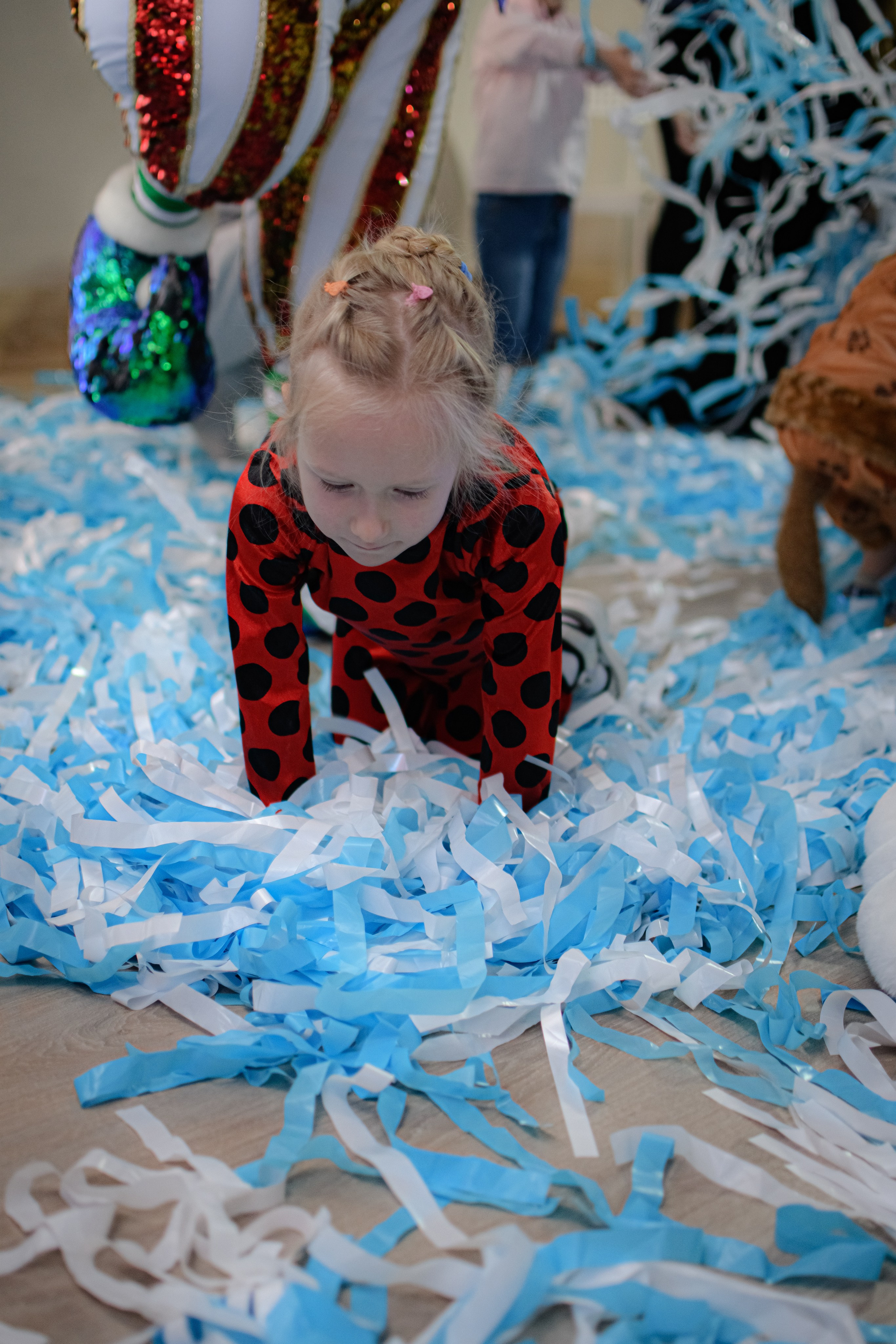 HAPPY NEW YEAR. Photokarish