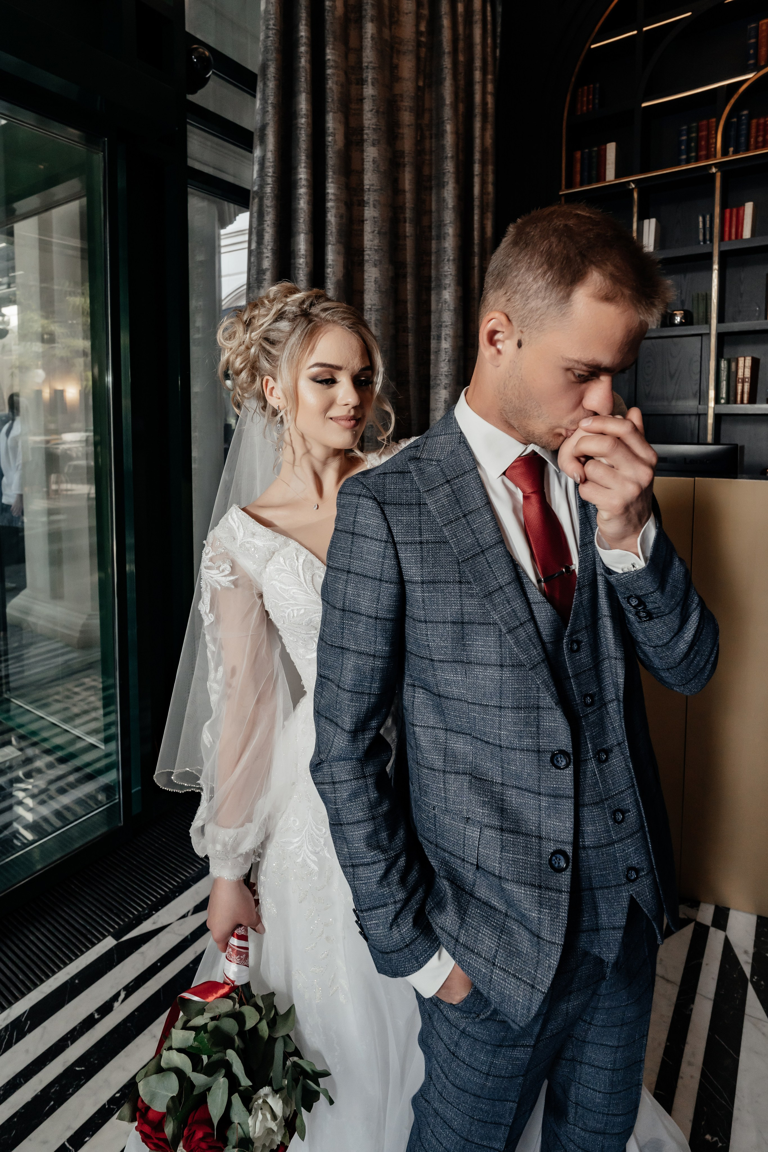 Свадебная фотосессия в отеле