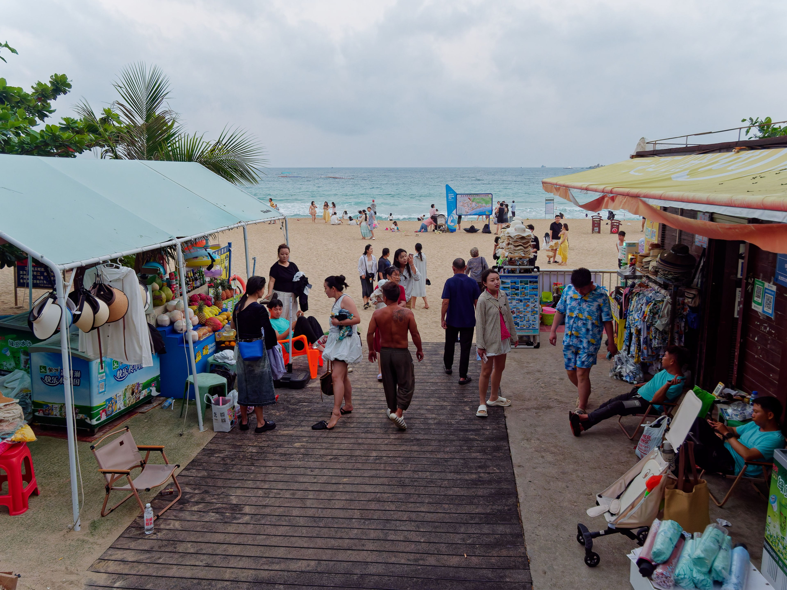 Хайнань 2026, море и пляж. Фотопрогулки по Миру