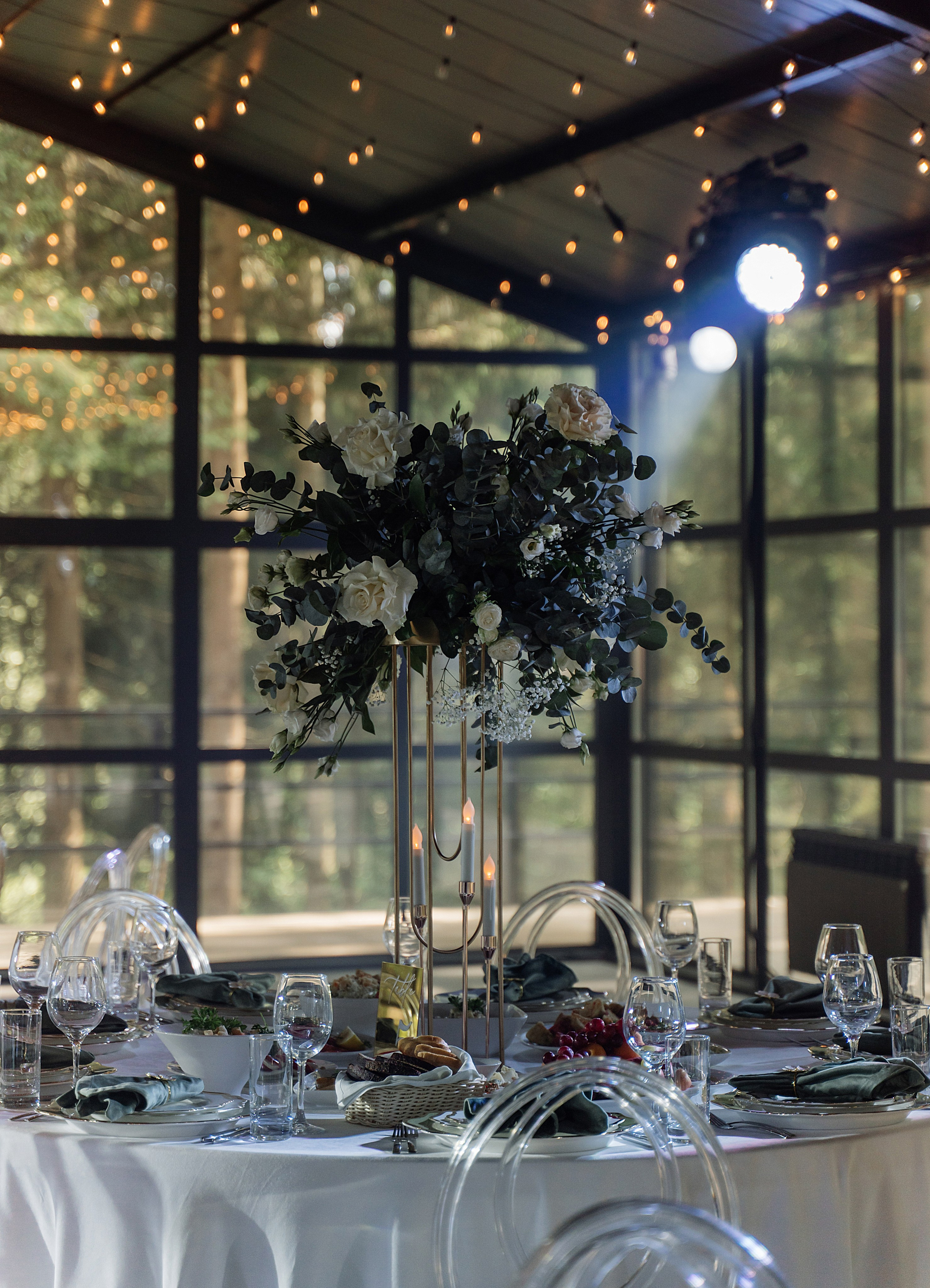 Иван и Изабелла «Веранда Отрадное». Свадебный фотограф