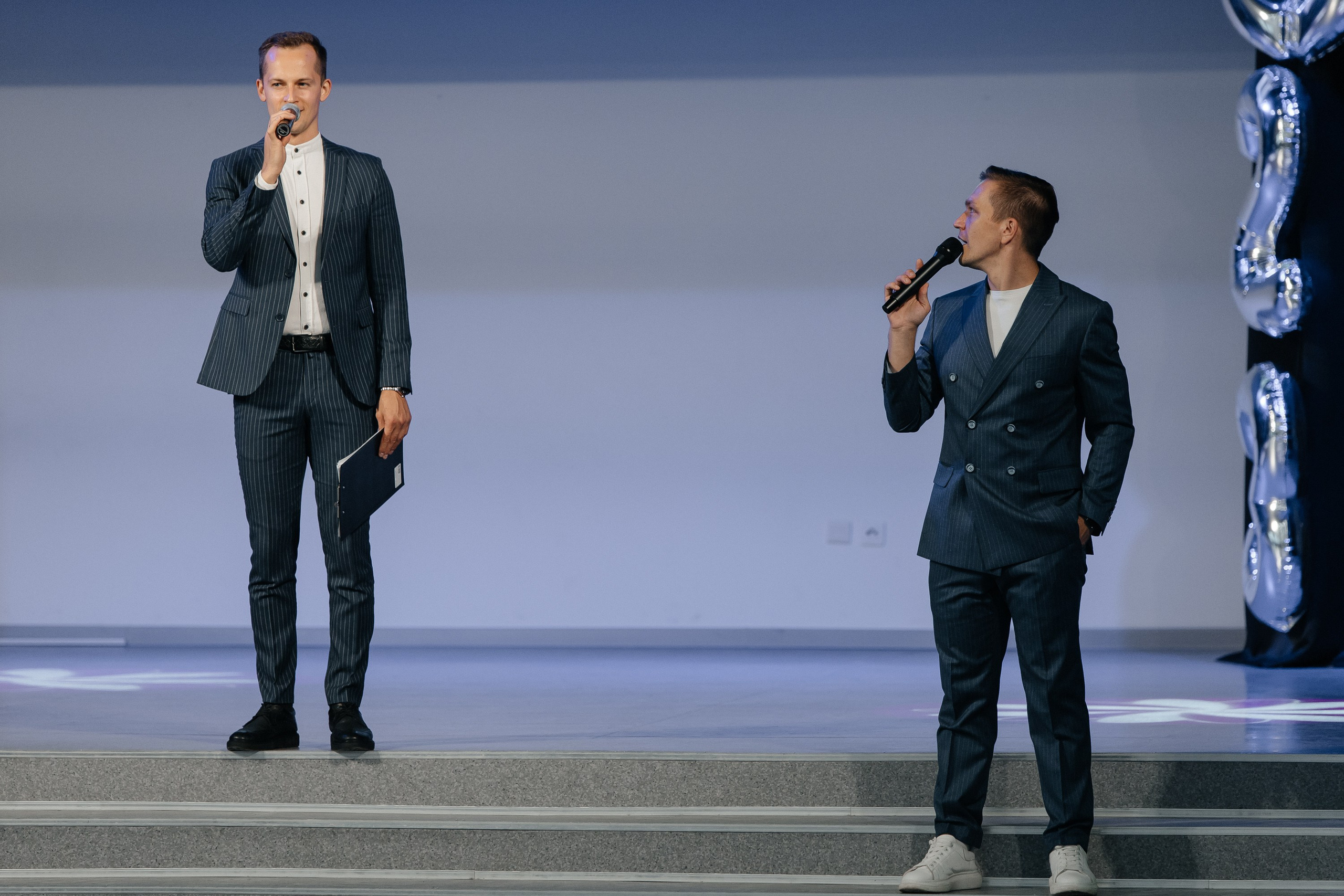 Гимназия 17. 2. Выпускной альбом