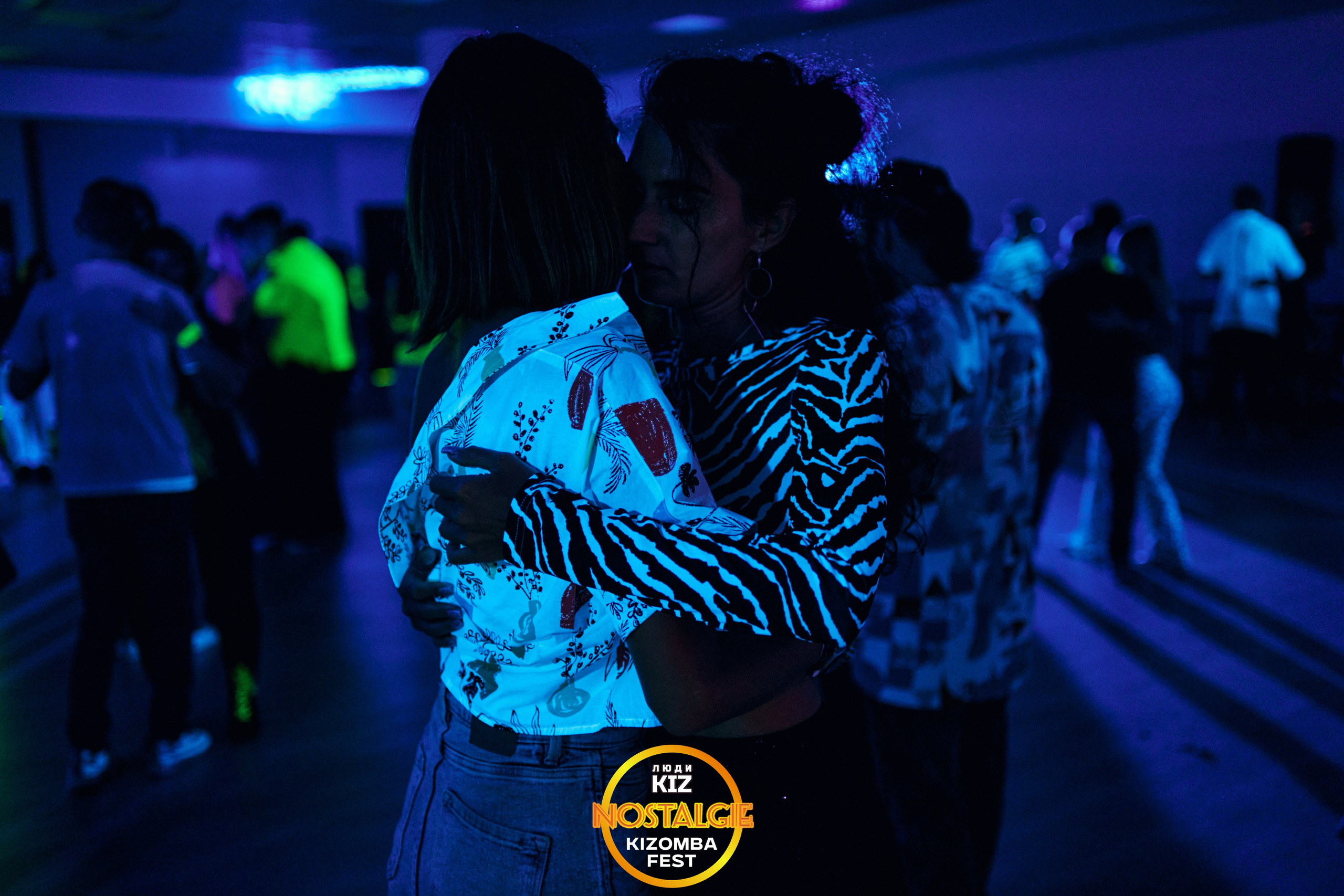 Neon party. Свадебный фотограф