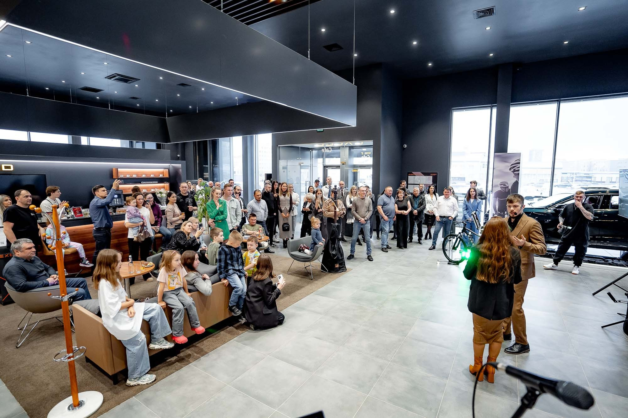 Презентация Exeed TXL. Сергей Кошкин. Репортажная и ивент-фотография в Сургуте