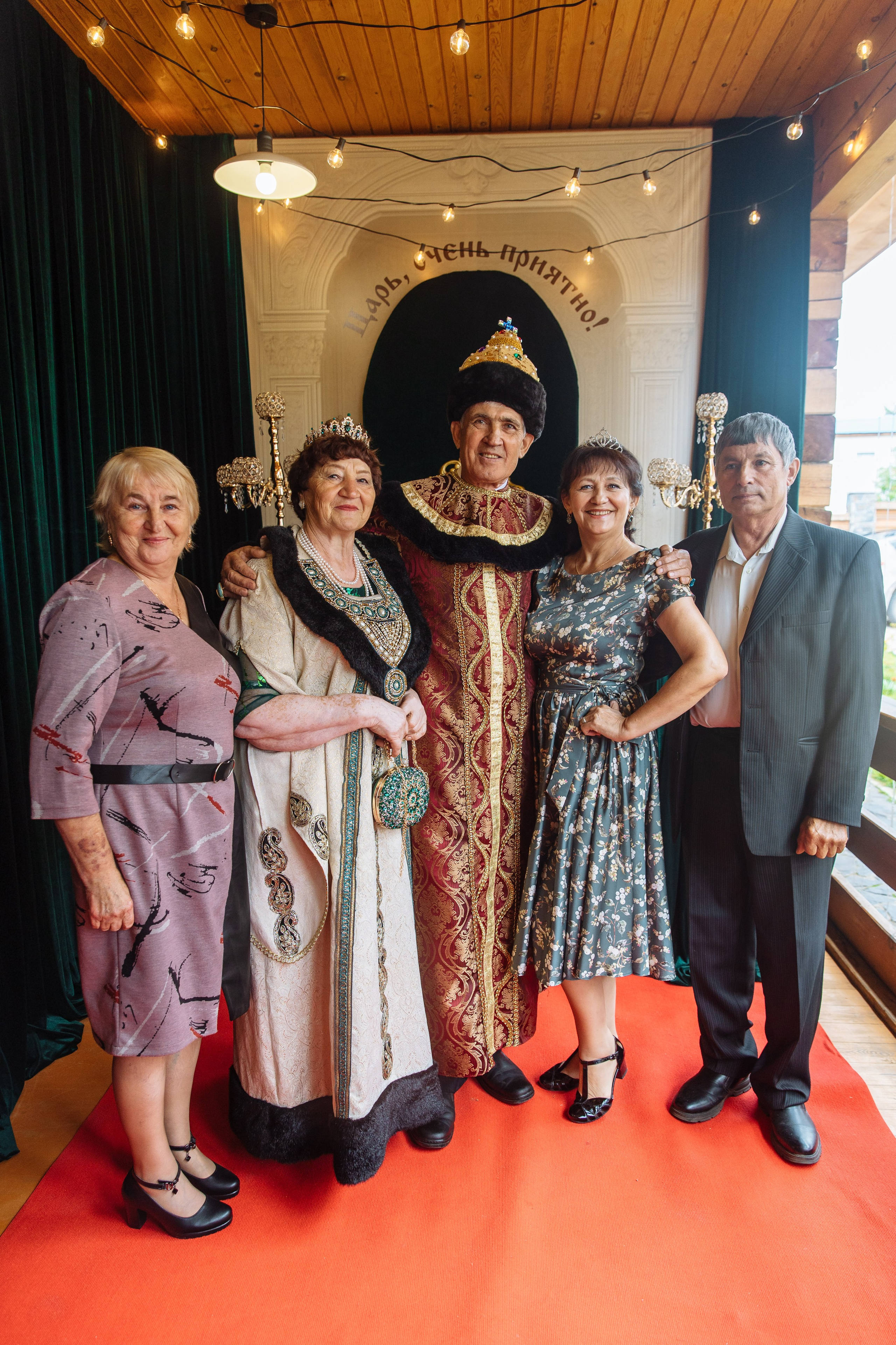 «Иван Васильевич меняет профессию» Юбилей. Свадебный и семейный фотограф в Улан-Удэ