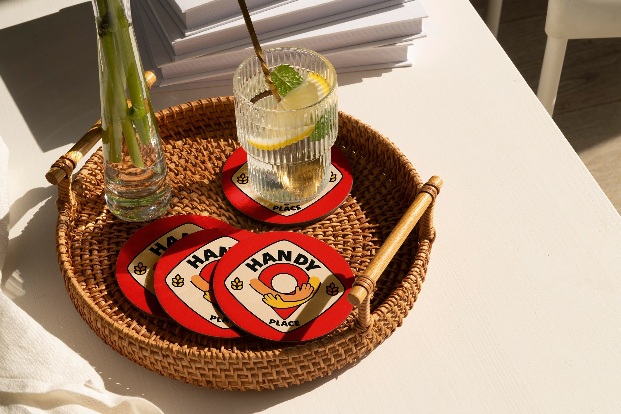 Айдентика HANDY PLACE. Foodcase.pro