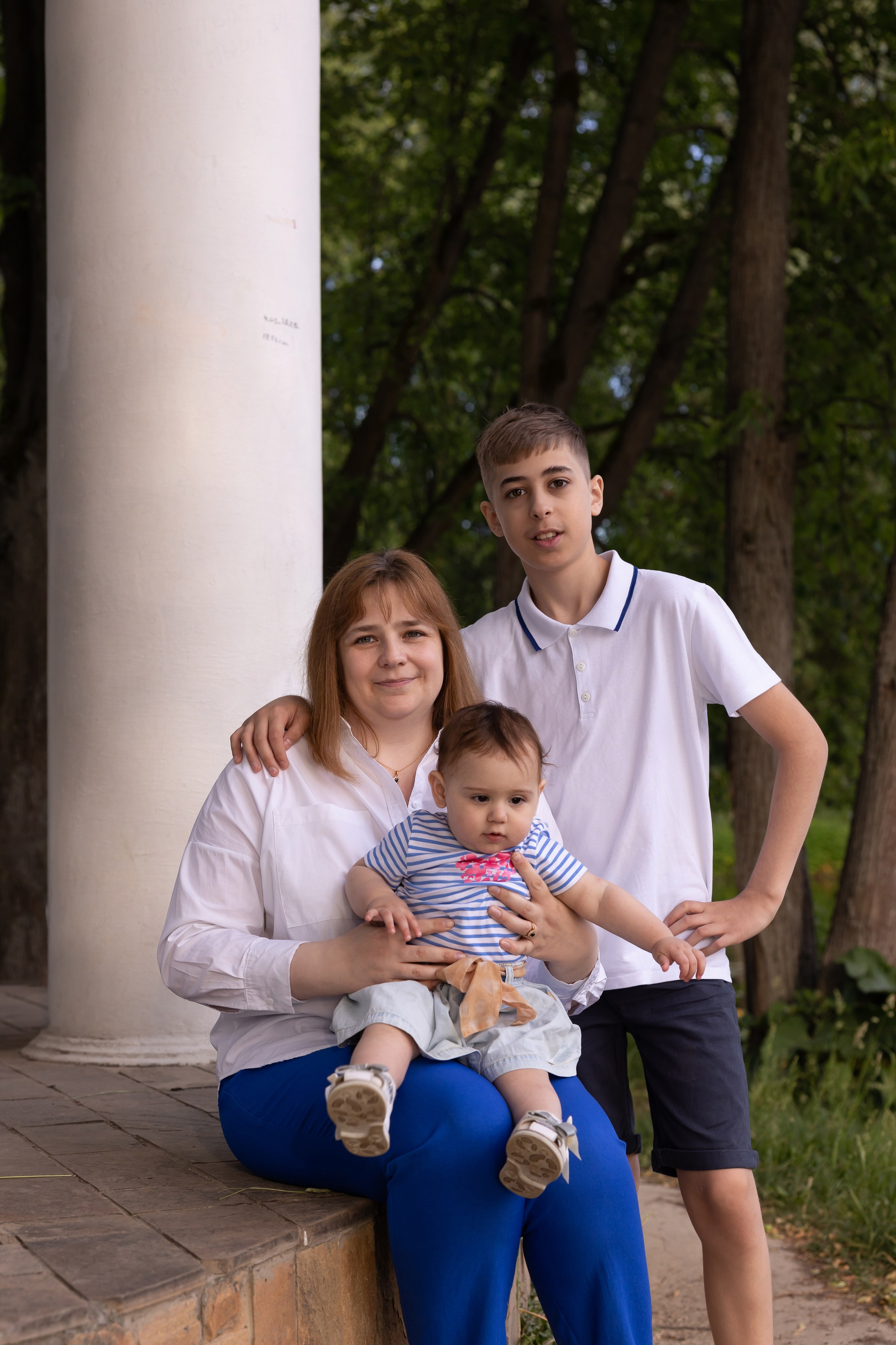 Прогулка в парке. Сказочный фотограф для Вас и Вашей семьи