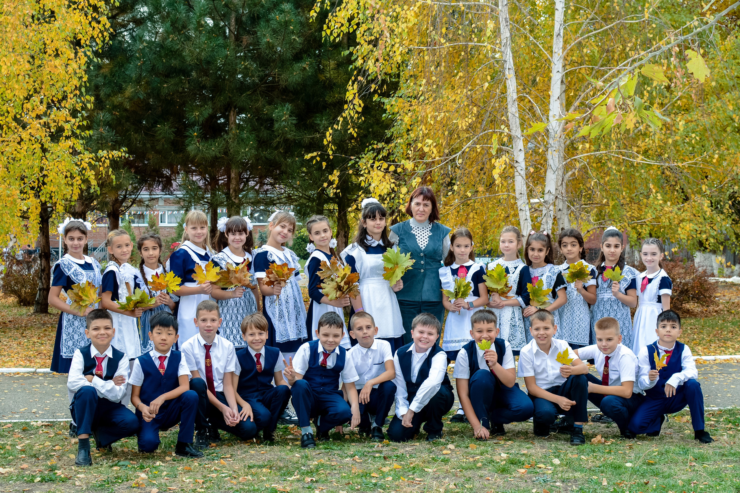 Фотосессия для альбома в классе и на улице. Вячеслав Скрипник Фотограф Краснодар
