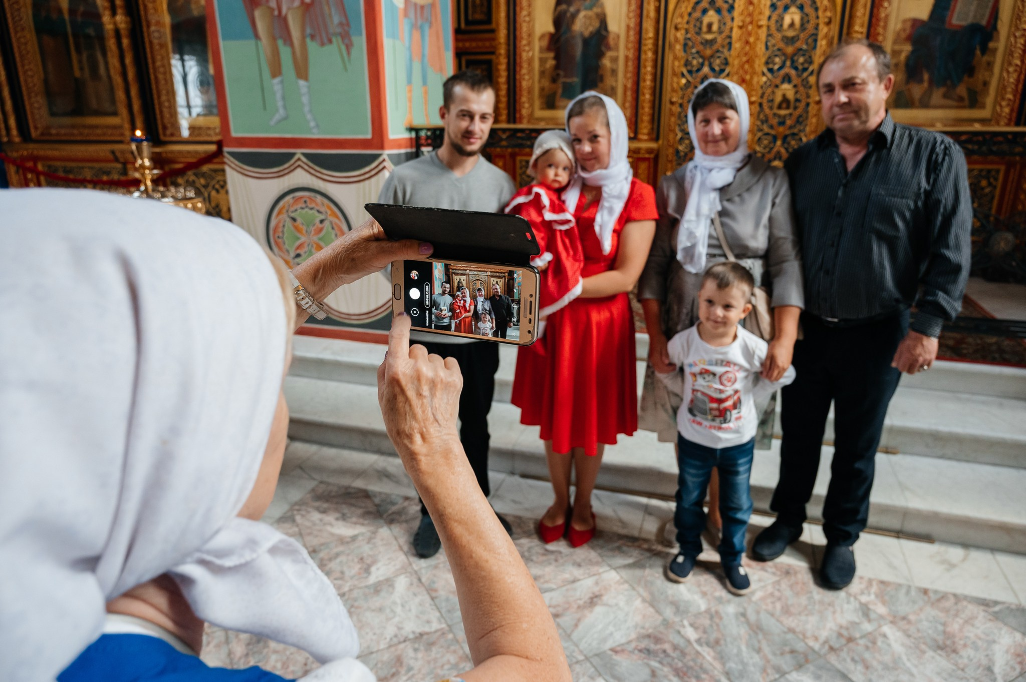 Крещение в храме. Свадебный и семейный фотограф из Санкт-Петербурга Климов Анатолий