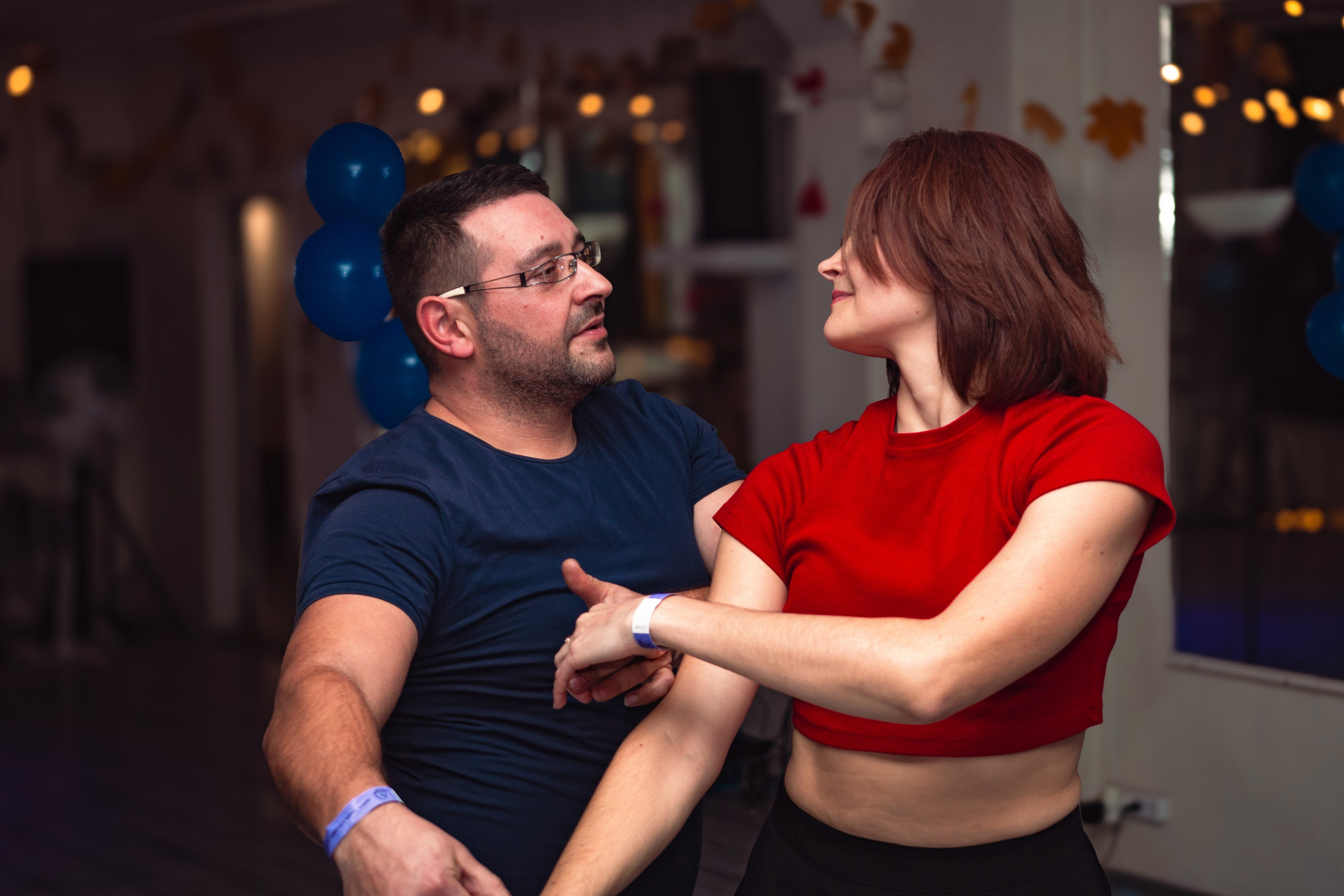 Вечеринка в школе танцев Dance cafe