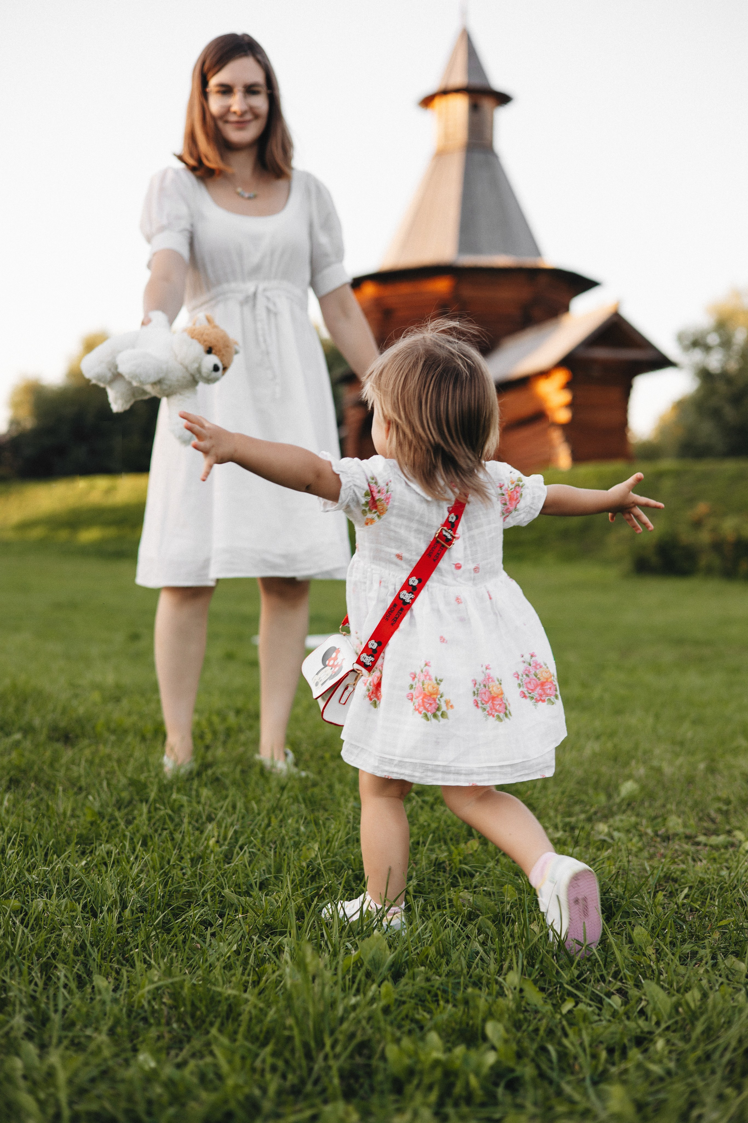 Семейная фотосессия в Коломенском парке. Портретный и семейный фотограф в Москве Мария Рослякова
