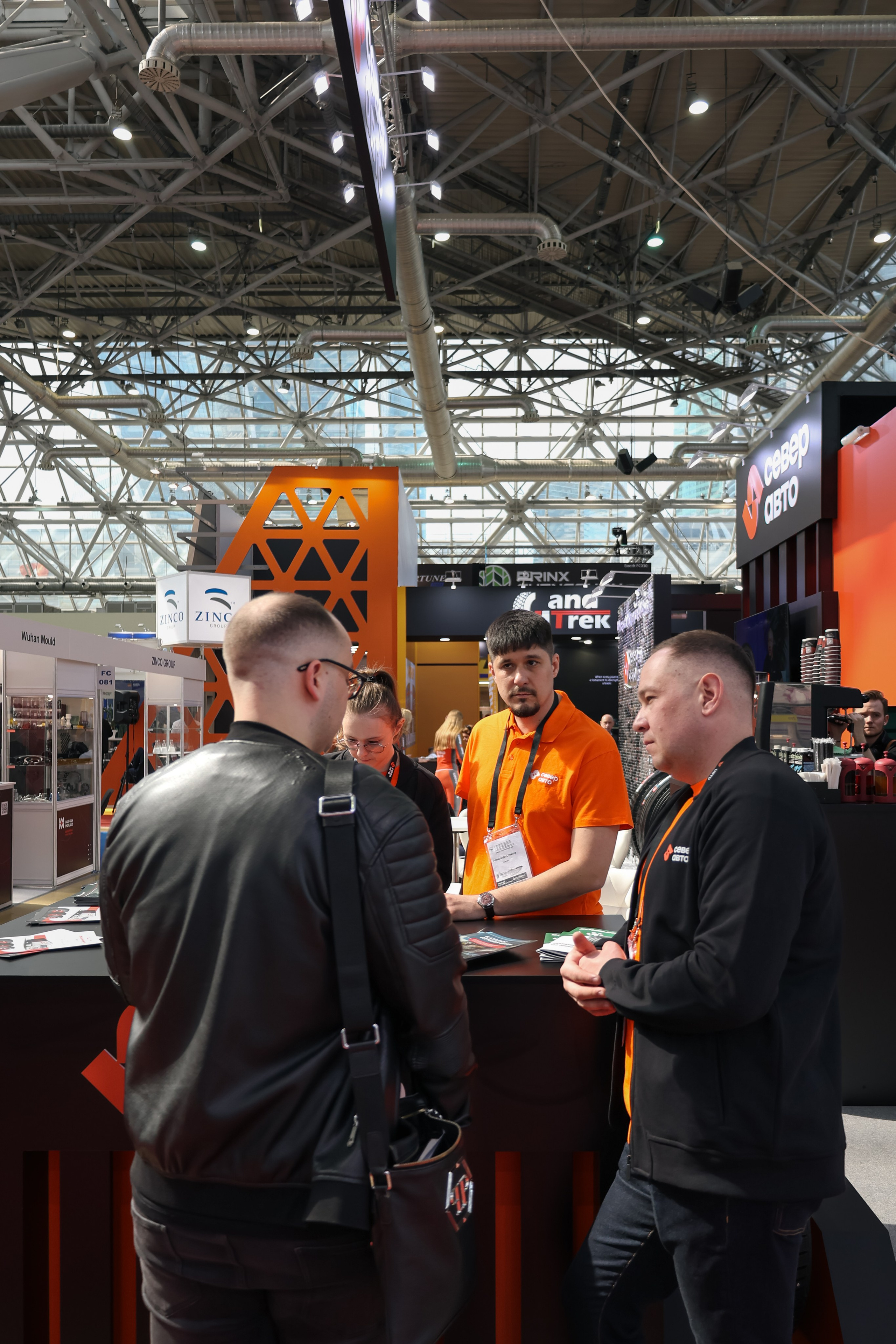 Север Авто, Выставка Экспоцентр. Фотограф и видеограф Анна Домашенко