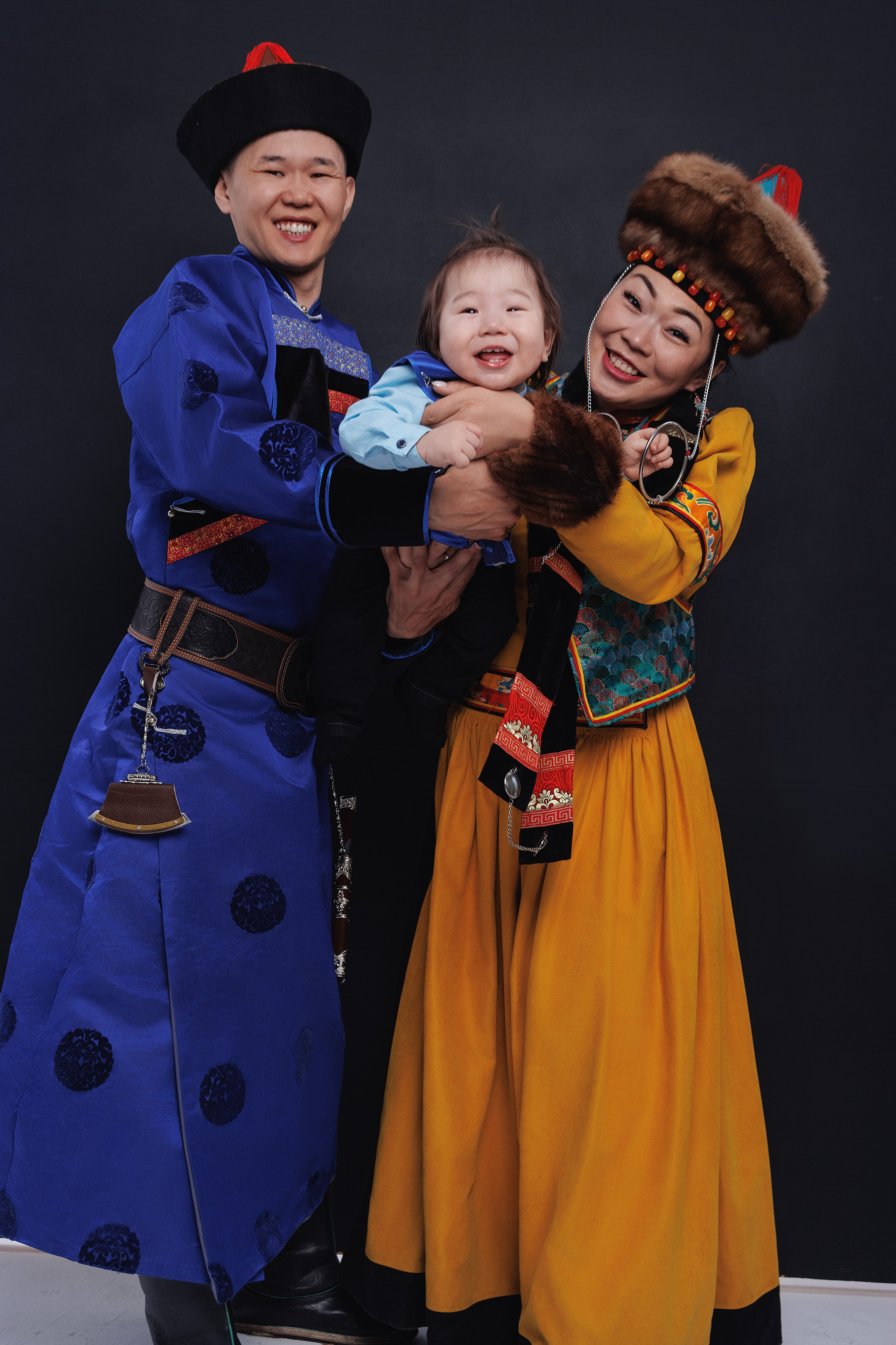 В национальном костюме. Фотограф Улан-Удэ Алексей Раднаев RAD