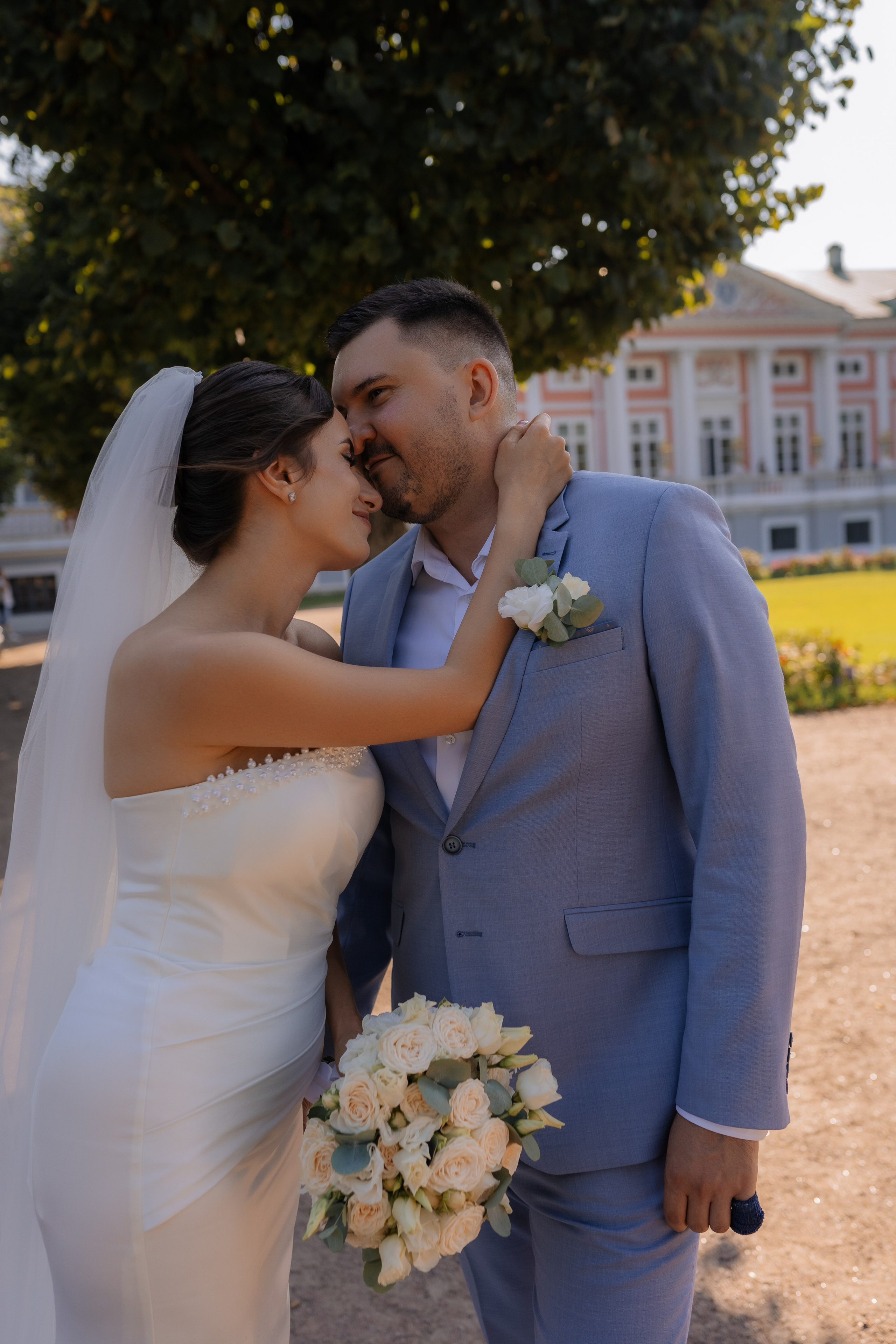 Свадебная фотосессия в Москве, парк Кусково. Свадебный фотограф в Москве Анна Полушина