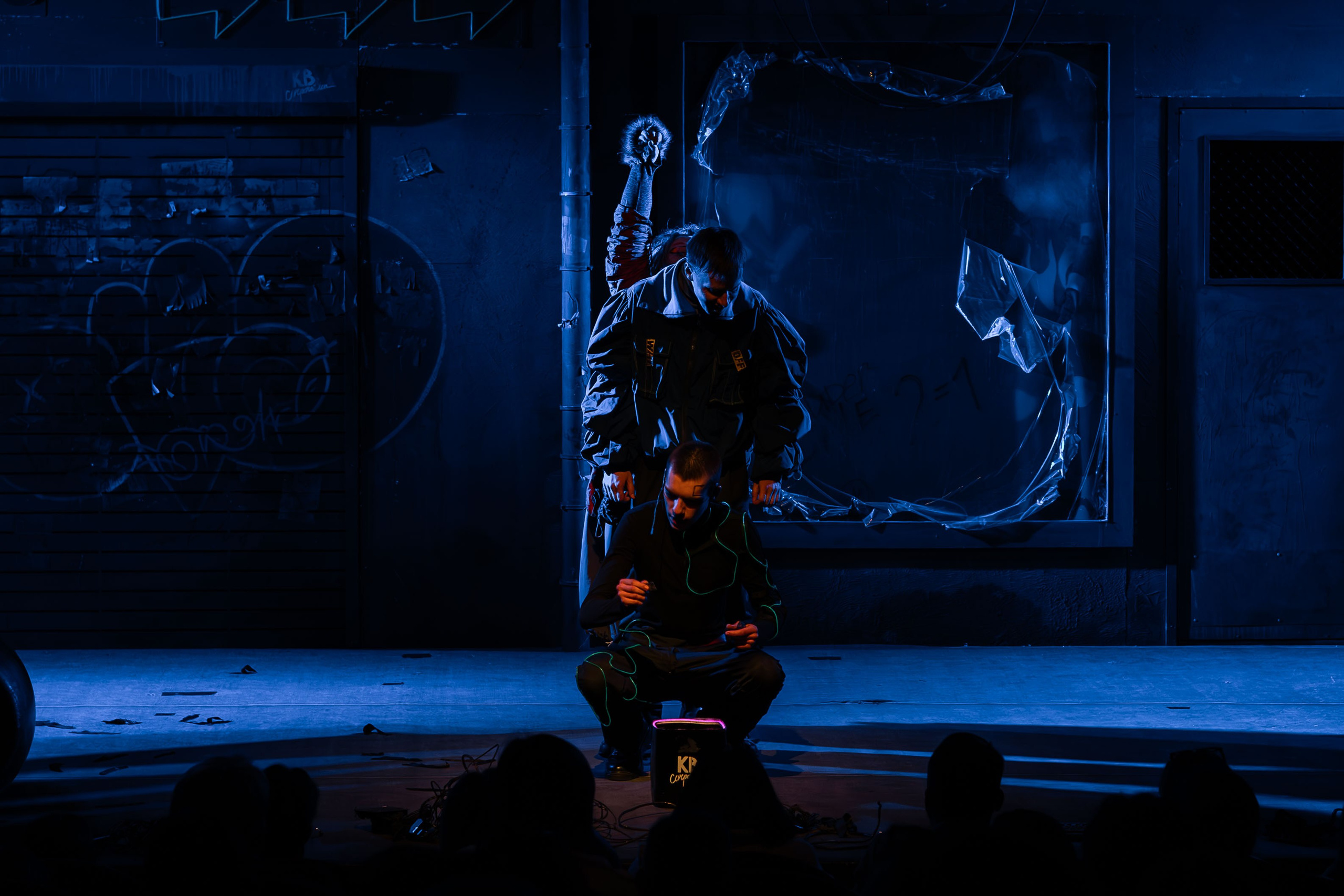 Театр Юного Зрителя «Буратино 2087». Кадр Плюс — Фотография с характером «Визуальный продюсер и фотограф Марк Файзулин»