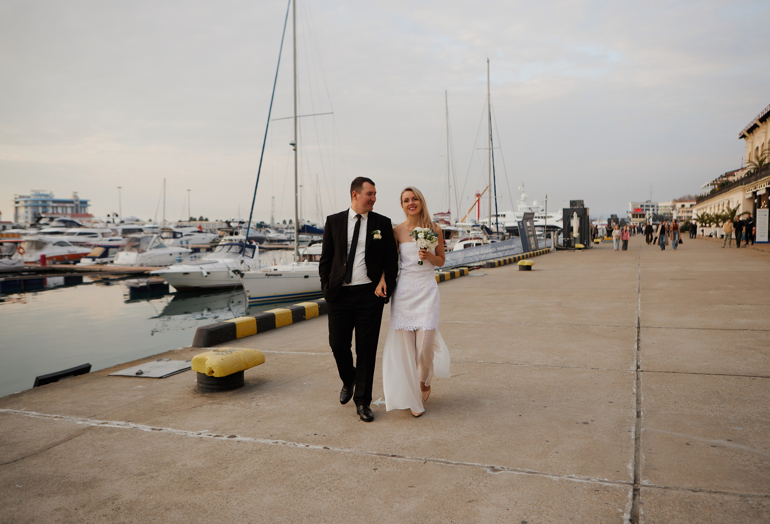 Свадебная фотосессия в Сочи. Фотограф Сочи-Красная поляна. Свадебный и семейный фотограф в Сочи-Красной поляне Ларионова Анна