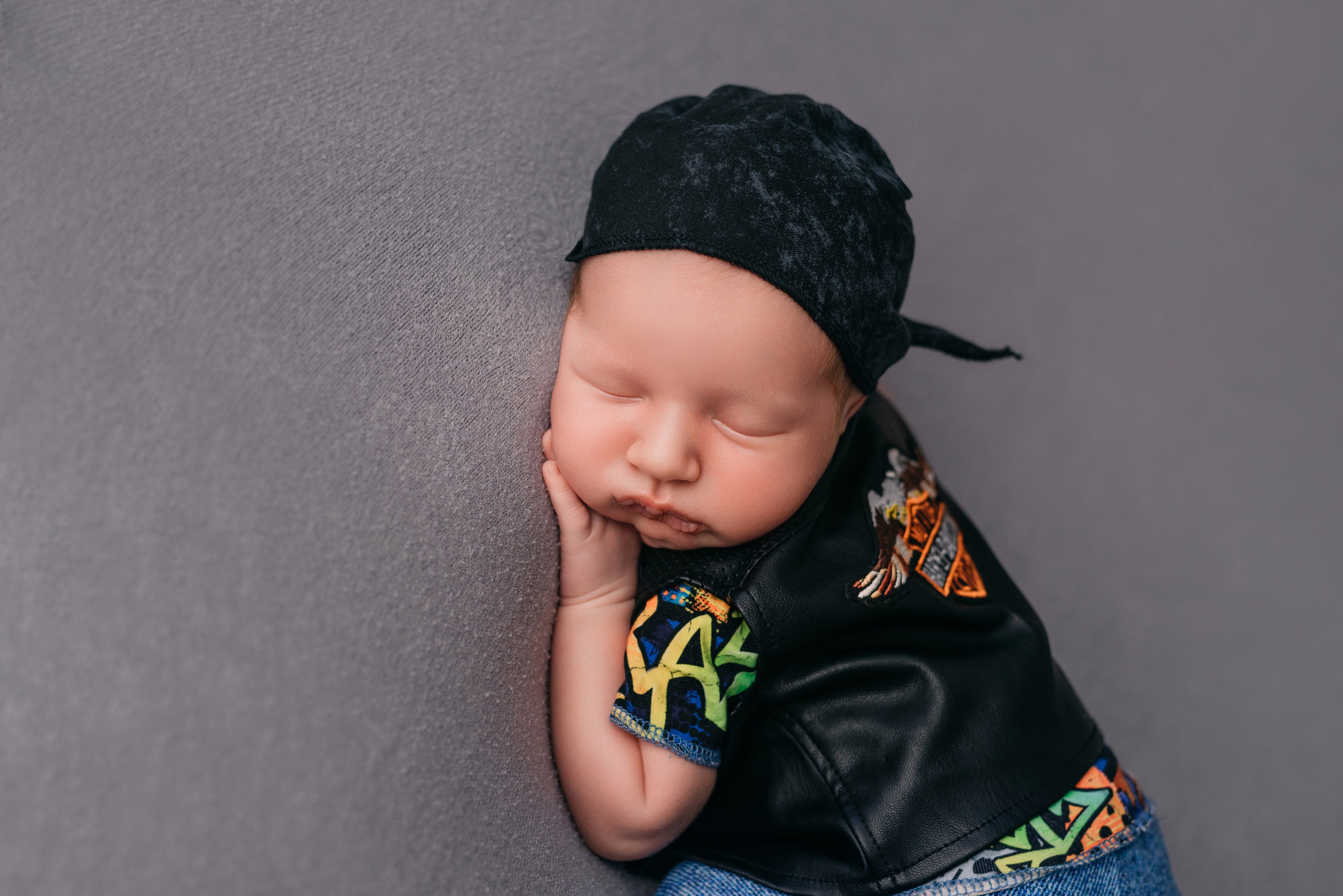 Максим. Фотограф новорожденных Белгород