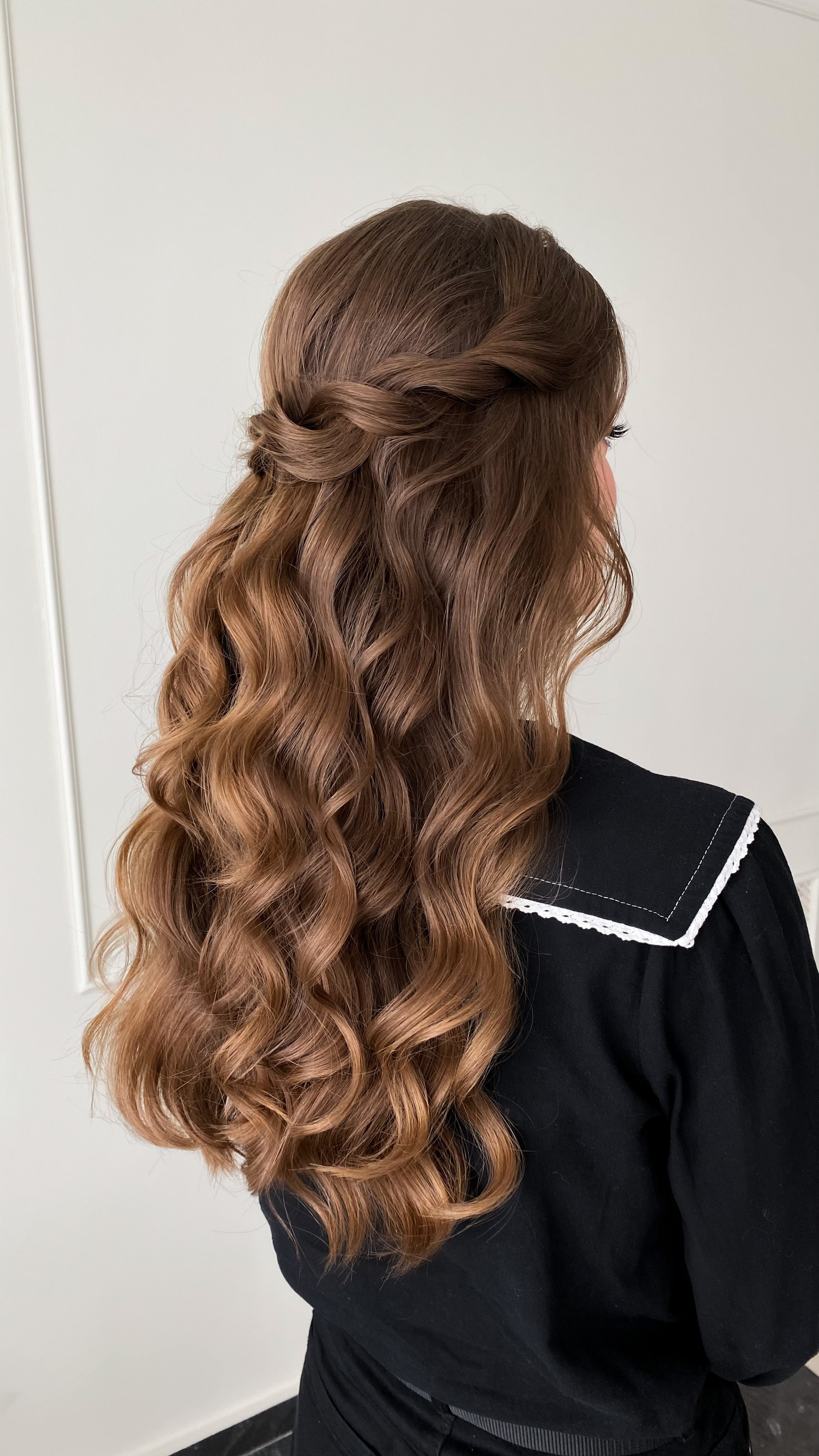 Локоны. Свадебный стилист по прическам и макияжу в Ростове-на-Дону Даниэла Дар