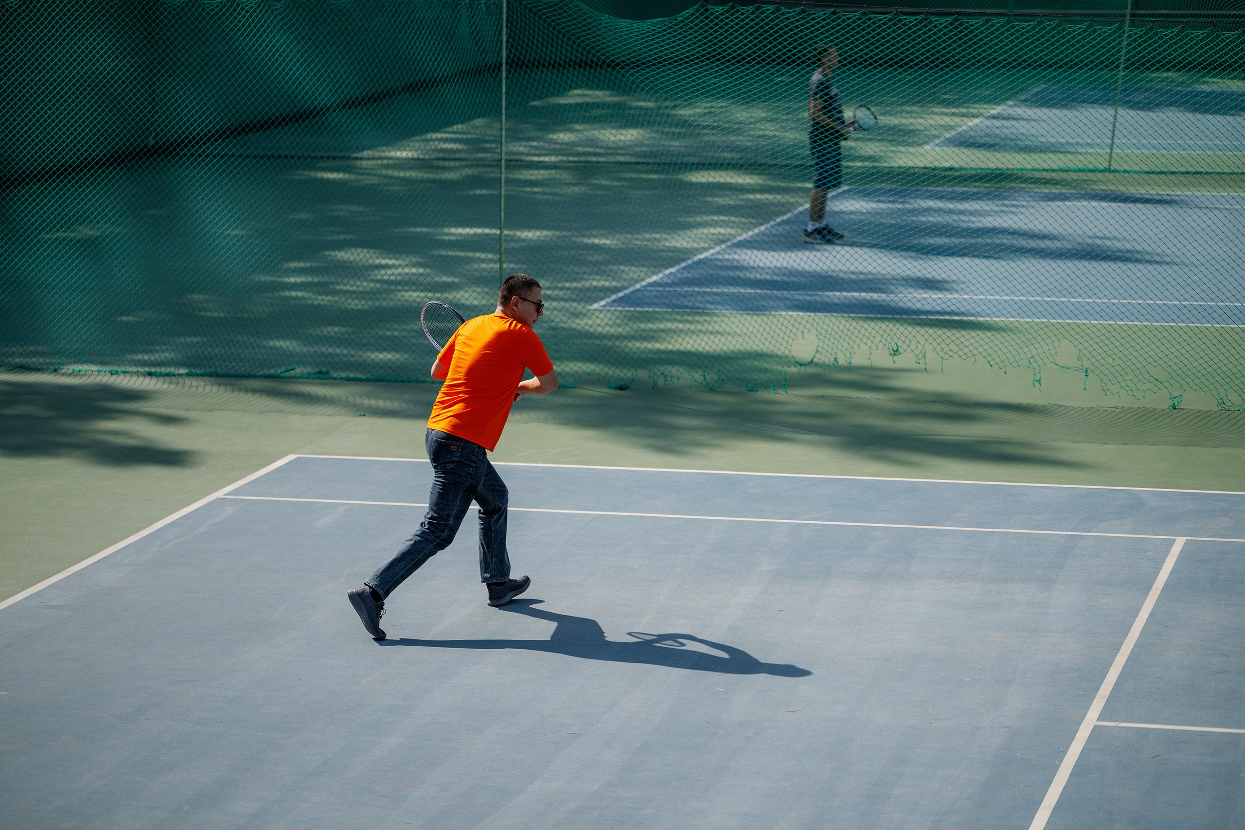 Конференция/Игра в тенис — BakoTech&Cloudfire. Фотограф в Алматы — Алексей Коньков | Репортаж, свадьбы, портреты