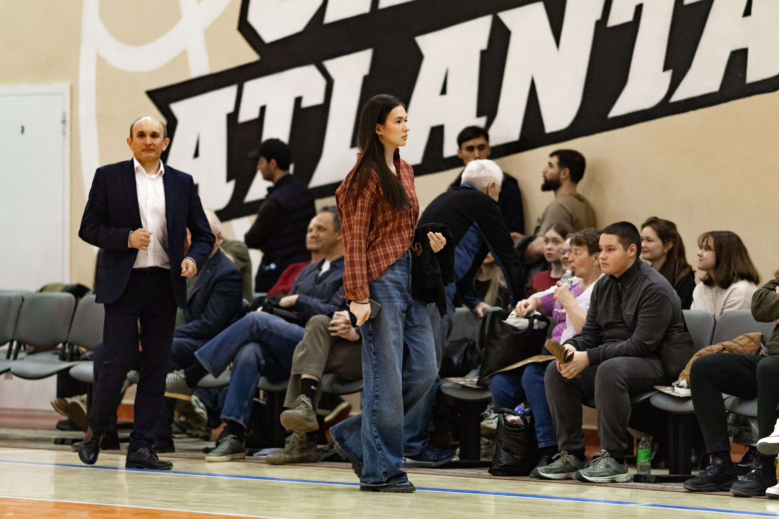 ЧГУ-Атланта — Металлург. Фотография