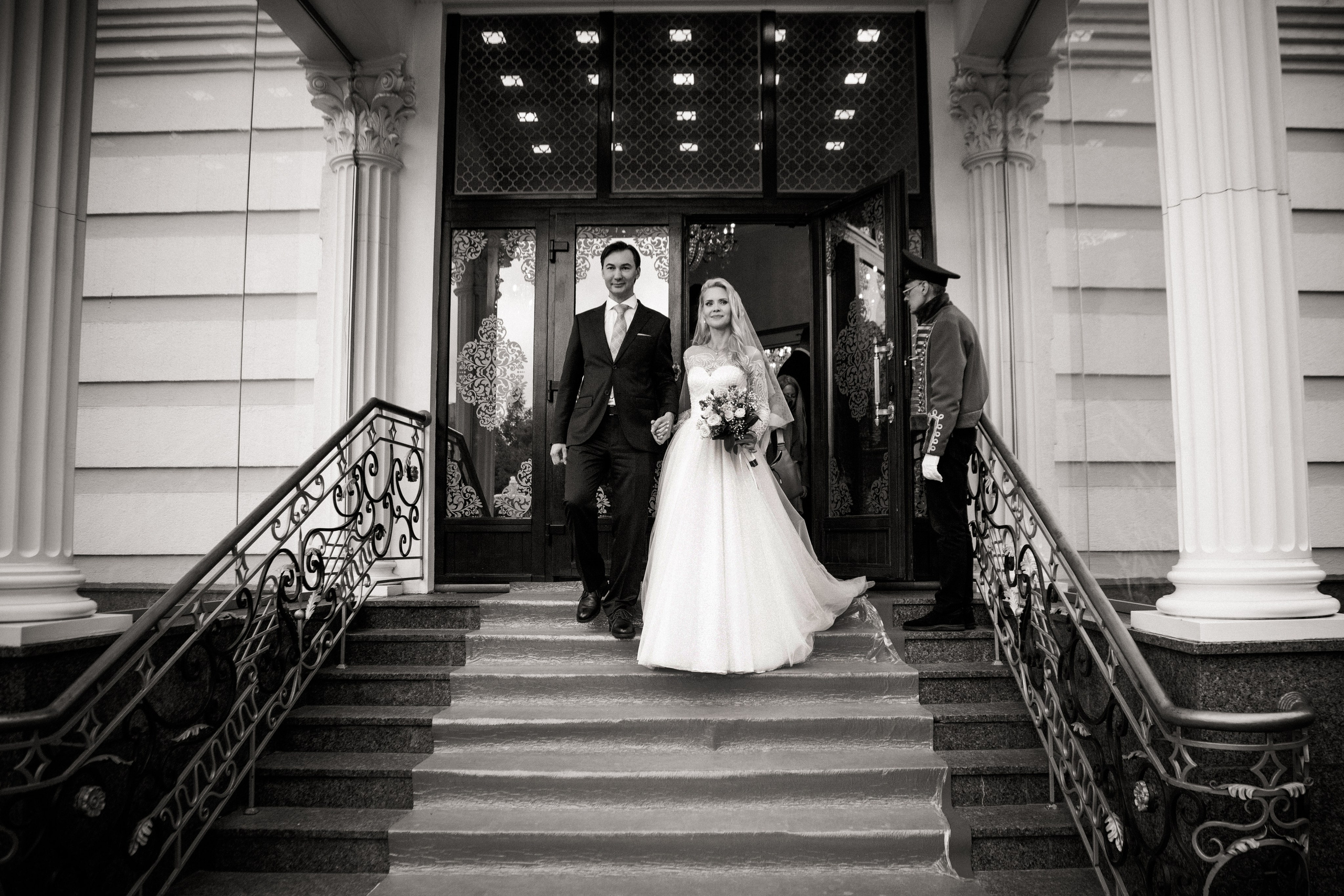 Свадебная фотосессия на ВДНХ. Свадебный и семейный фотограф в Москве и Подмосковье Лариса Козлова