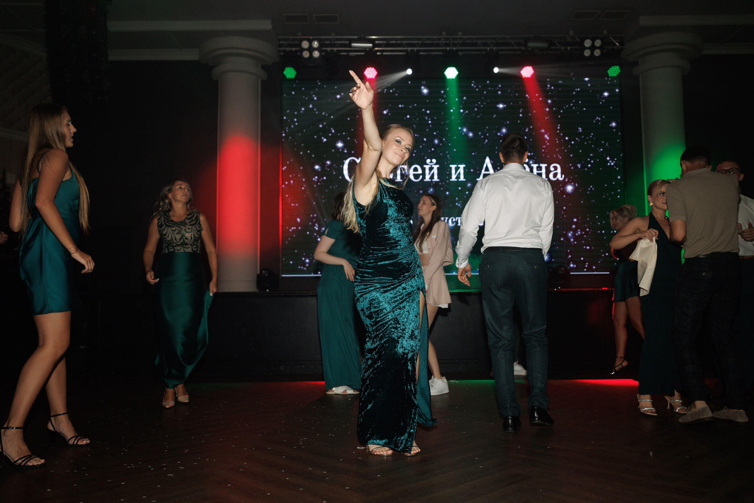 Алёна и Сергей Kedr Hall. Свадебный и семейный фотограф  во Владивостоке Ольга Украинец