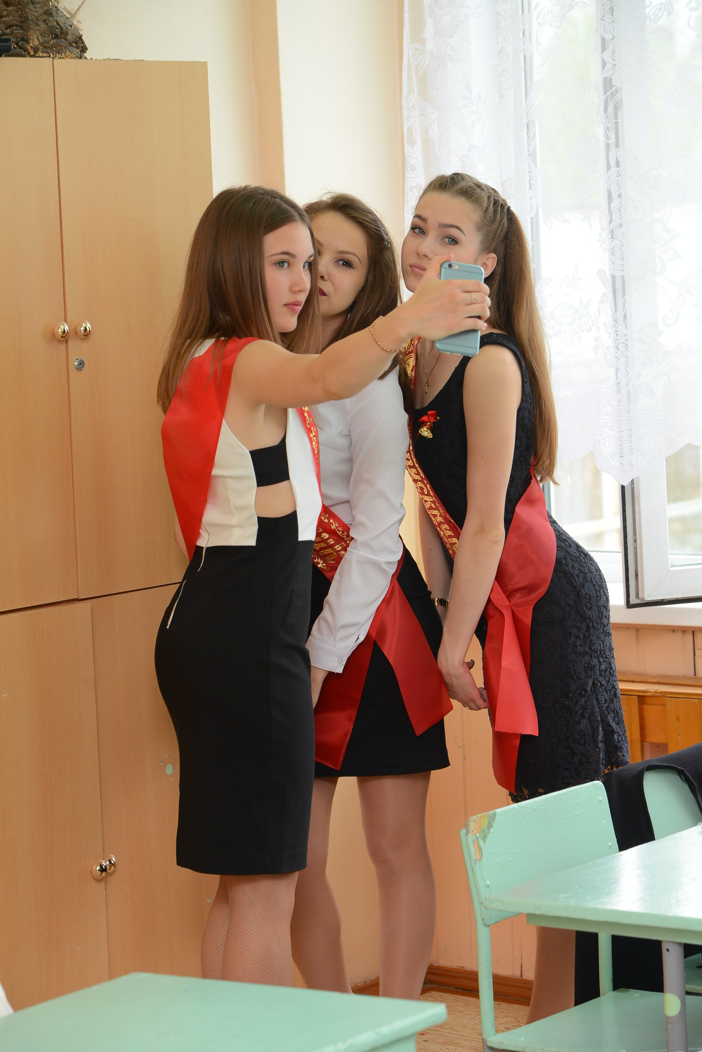 Портфолио снимков для альбомов старшей школы. Sokolov studio | Сайт фотографа Евгения Соколова в Вологде