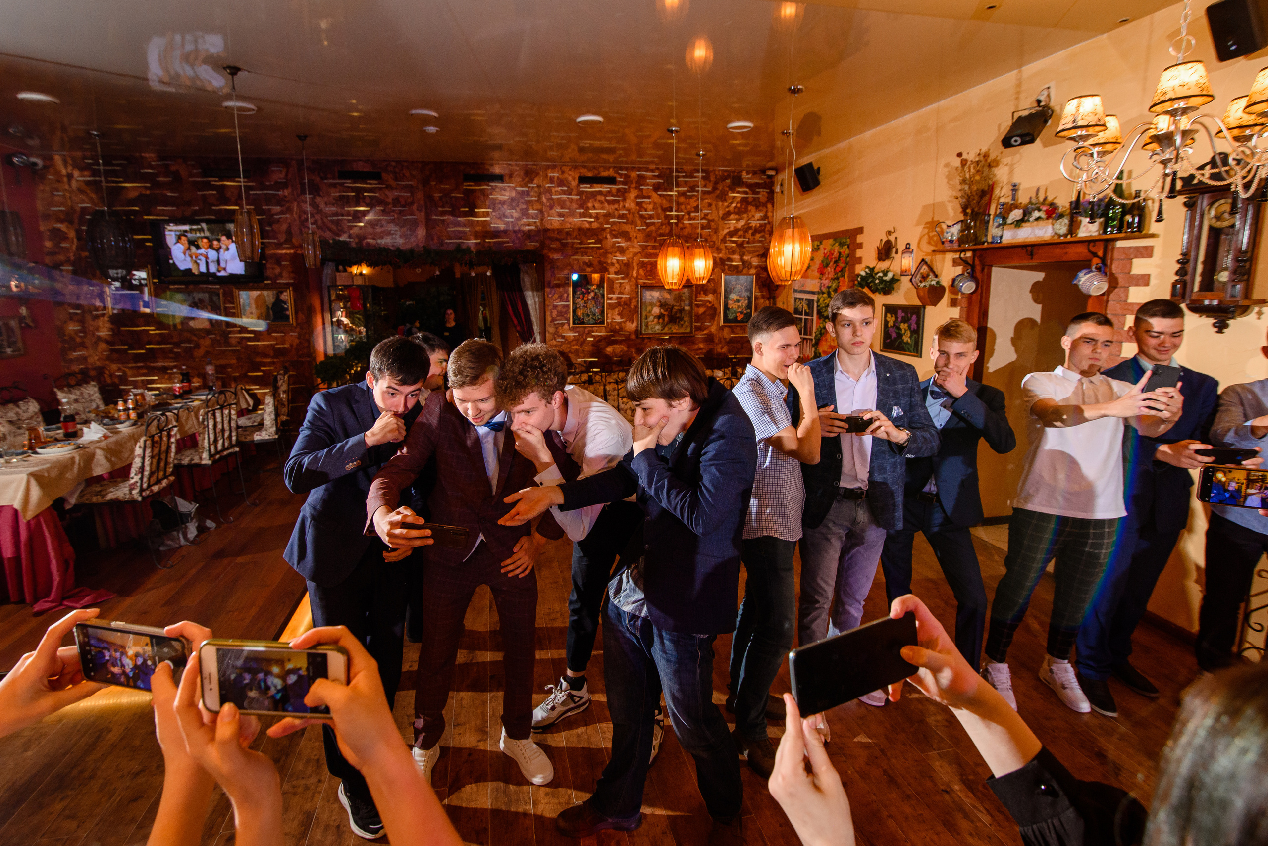 Репортаж. Выпускной в кафе «Еж». Семейный и детский фотограф в Нижнем Новгороде Валентина Леонтьева