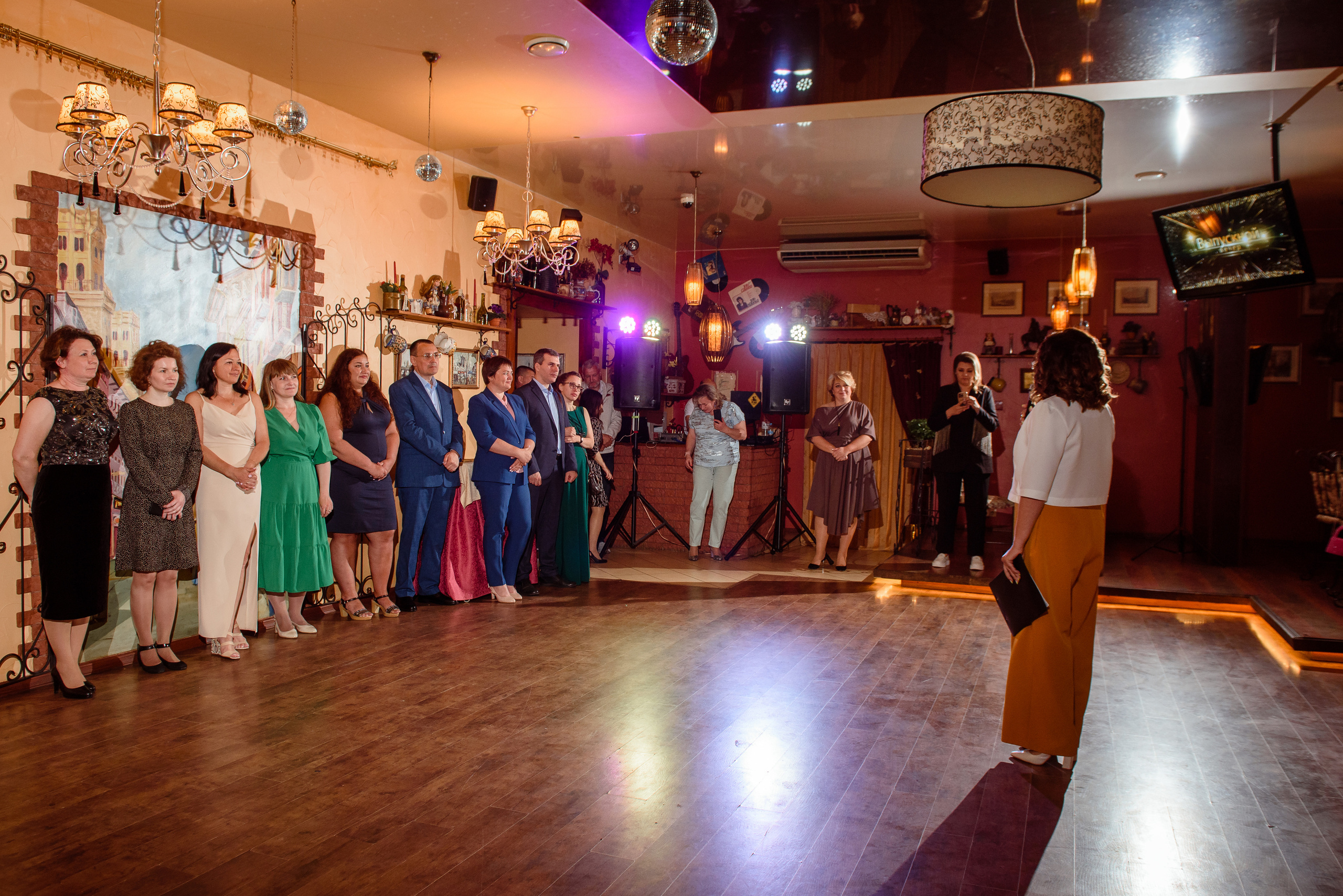 Репортаж. Выпускной в кафе «Еж». Семейный и детский фотограф в Нижнем Новгороде Валентина Леонтьева