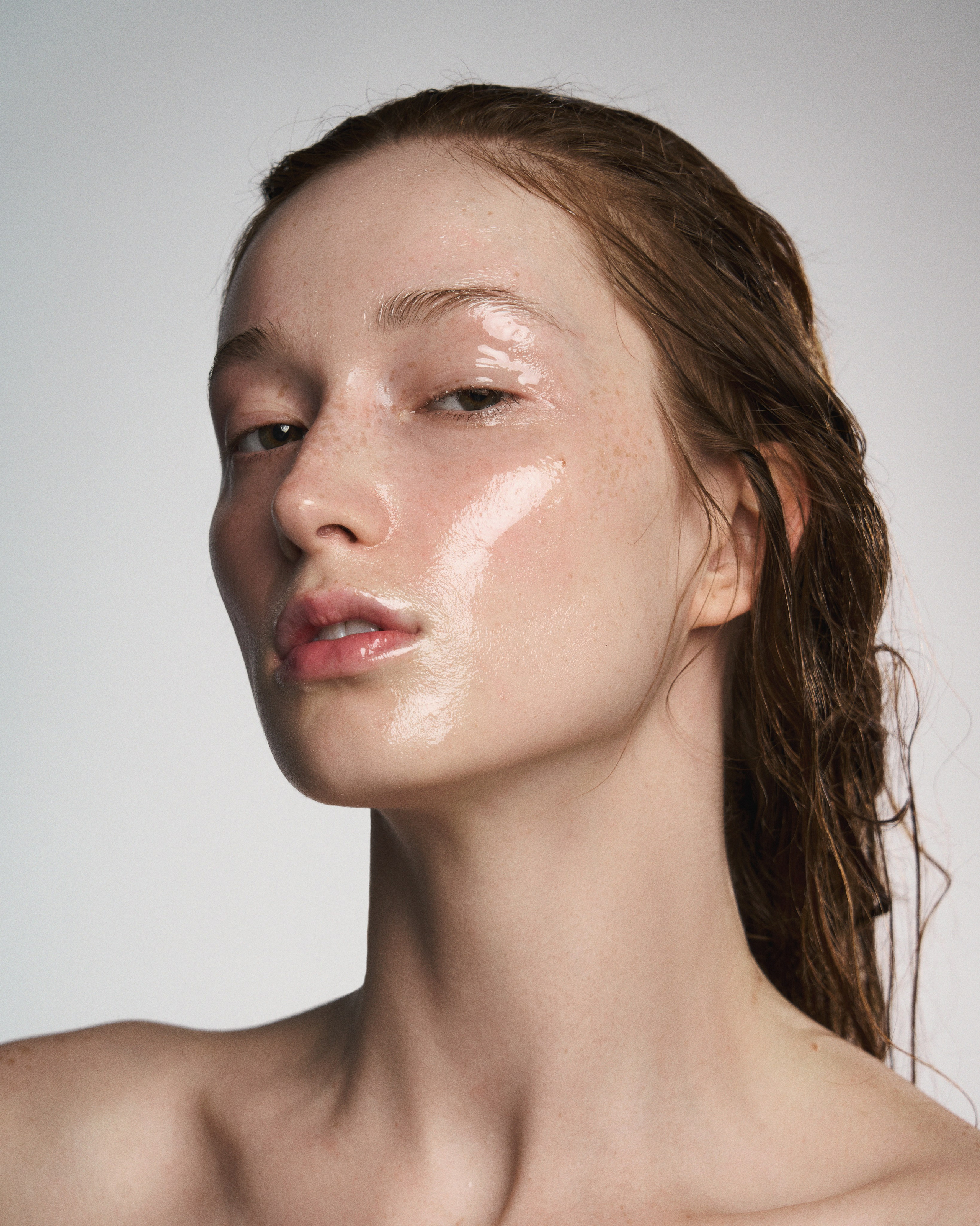 Campaign ASAYA BEAUTY. Nadezhda Diskant is a Moscow and Saint Petersburg based photographer