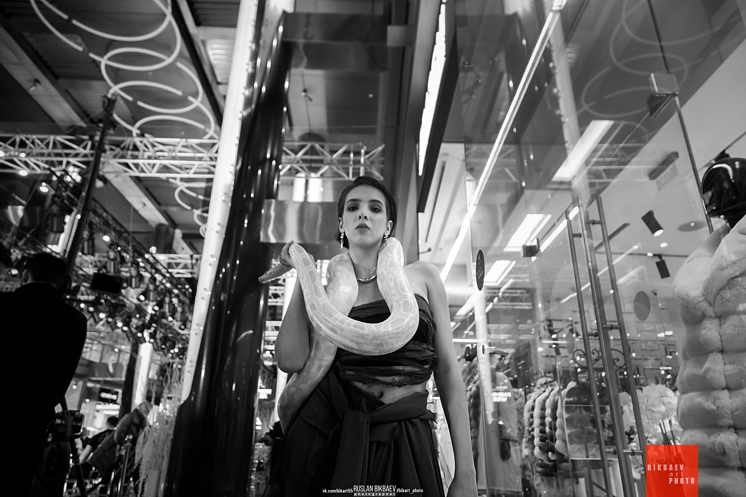 Season Fashion Week 2023 — 1. Главная