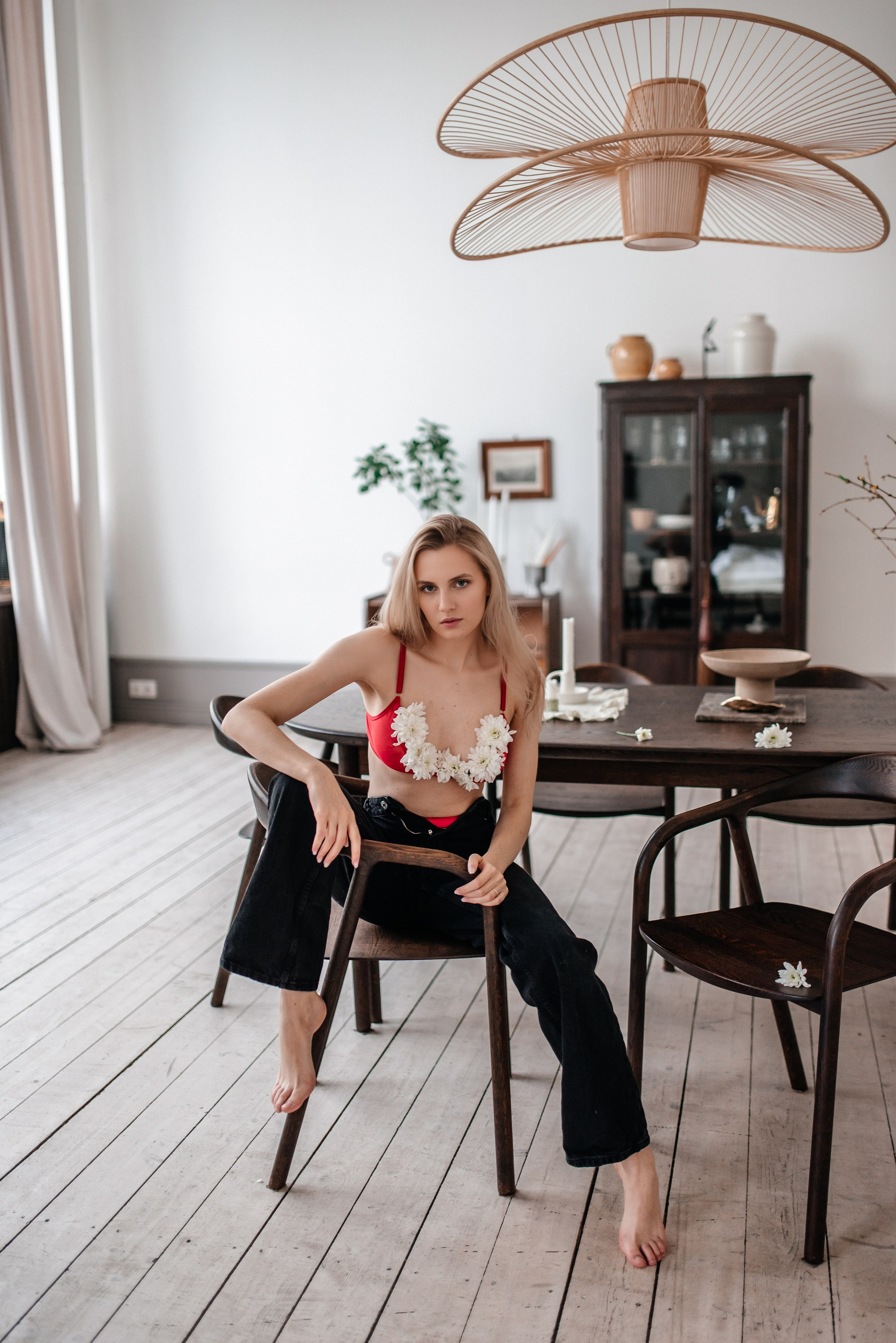 Диона, 2024. Главная