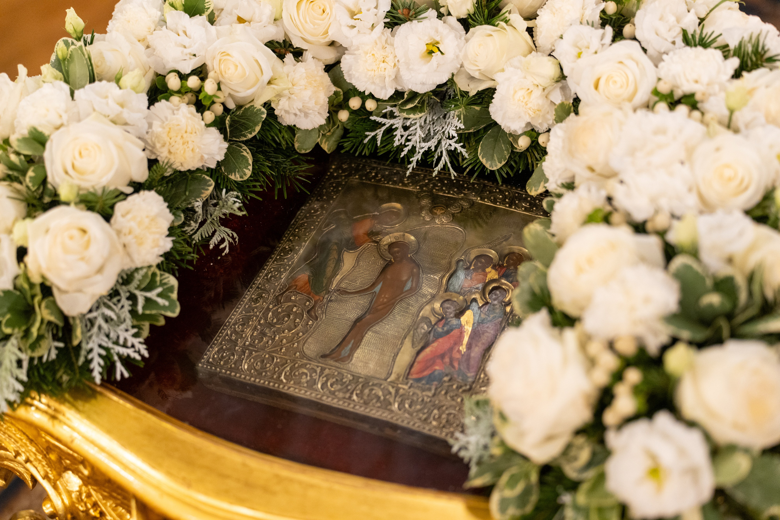 Праздничное бдение в Николо-Богоявленском морском соборе. НИКОЛО-БОГОЯВЛЕНСКИЙ МОРСКОЙ СОБОР