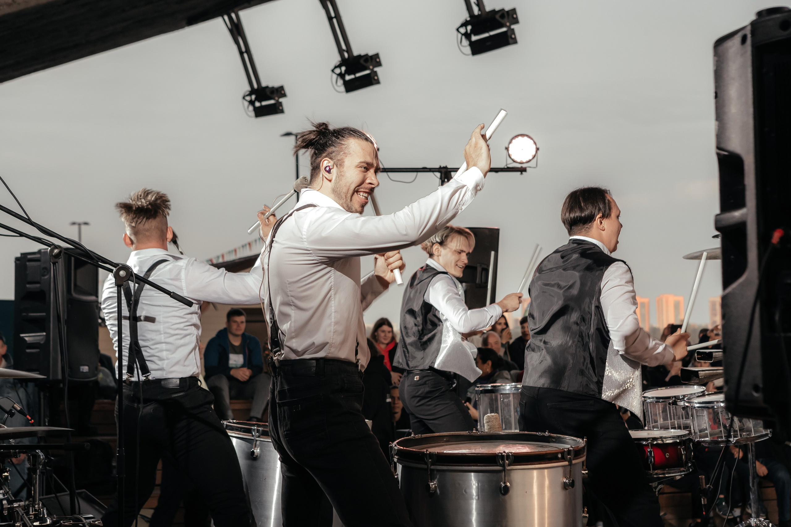 Шоу барабанщиков Zanoza. Свадебный и семейный фотограф В Красноярске Андрей Юсенков