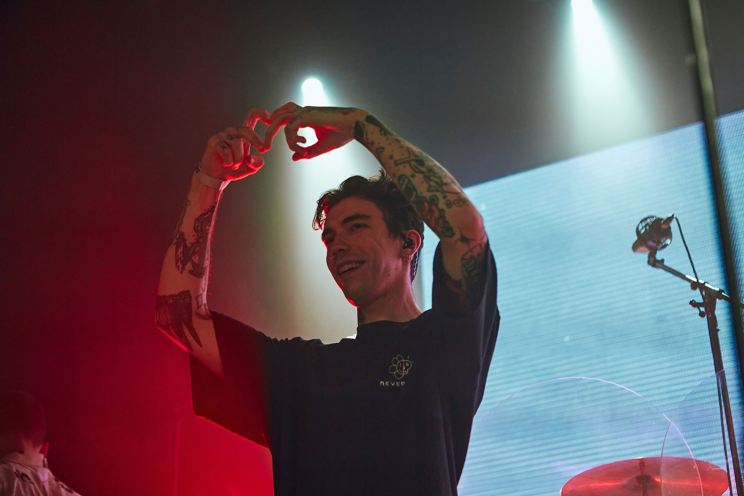 Ваня Дмитриенко «НА ОДНОЙ ОРБИТЕ ТУР». Андрей Цветков — репортажный, свадебный и портретный фотограф в Санкт-Петербурге