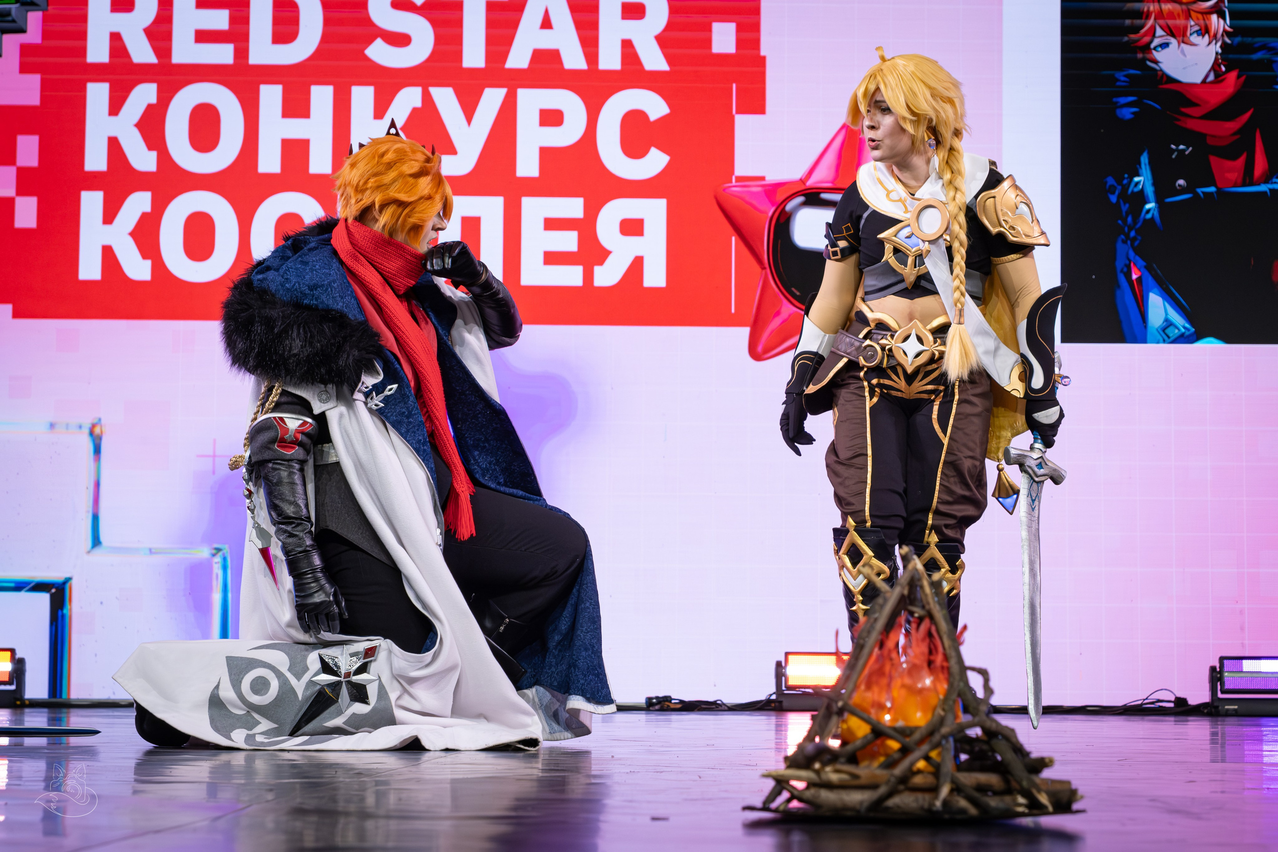 Сцена РЭД ЭКСПО 2024. Косплей фотограф
