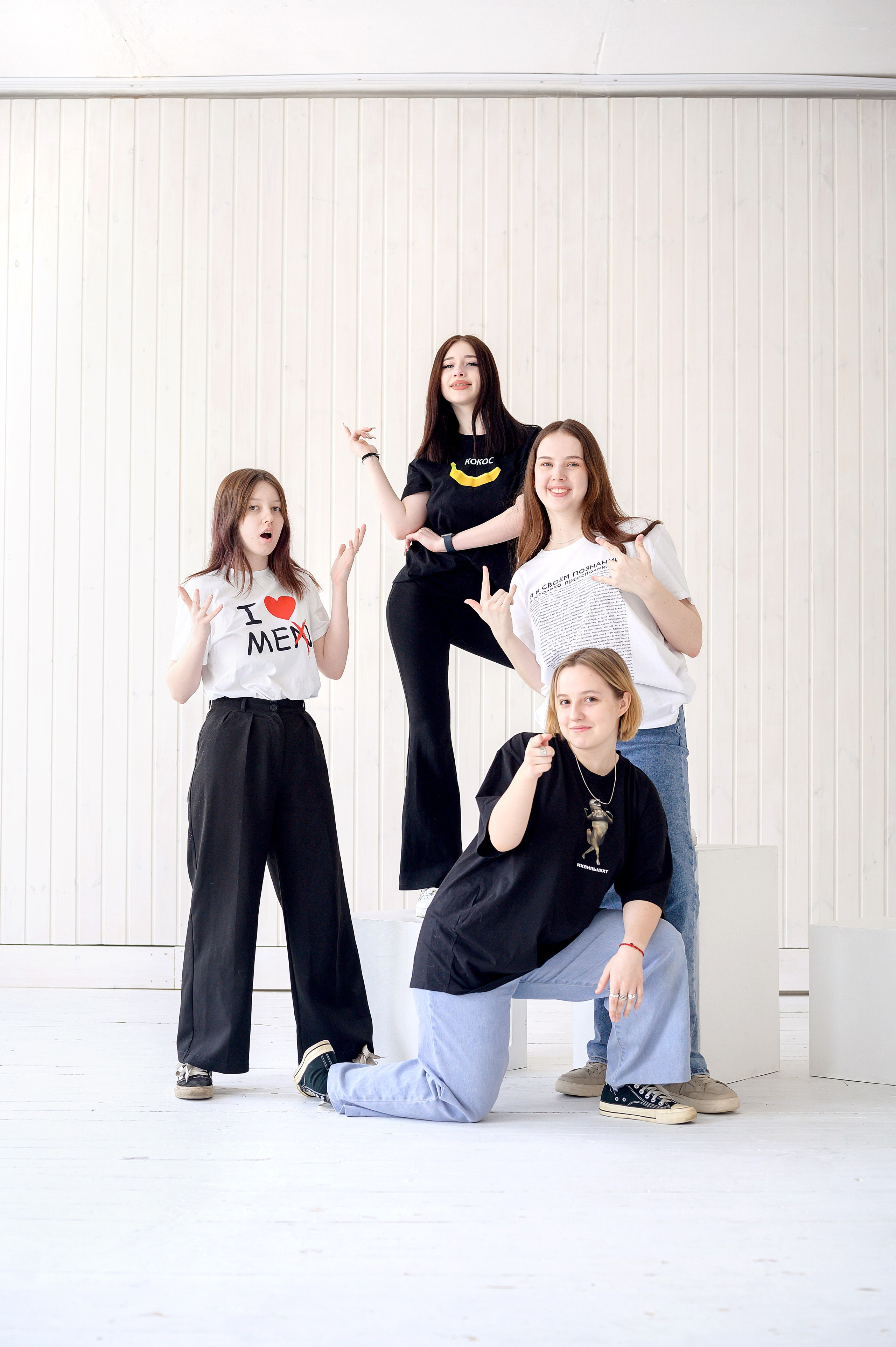 11 класс. студия. Фотограф новорожденных, семейный детский в Тюмени Татьяна Морозова