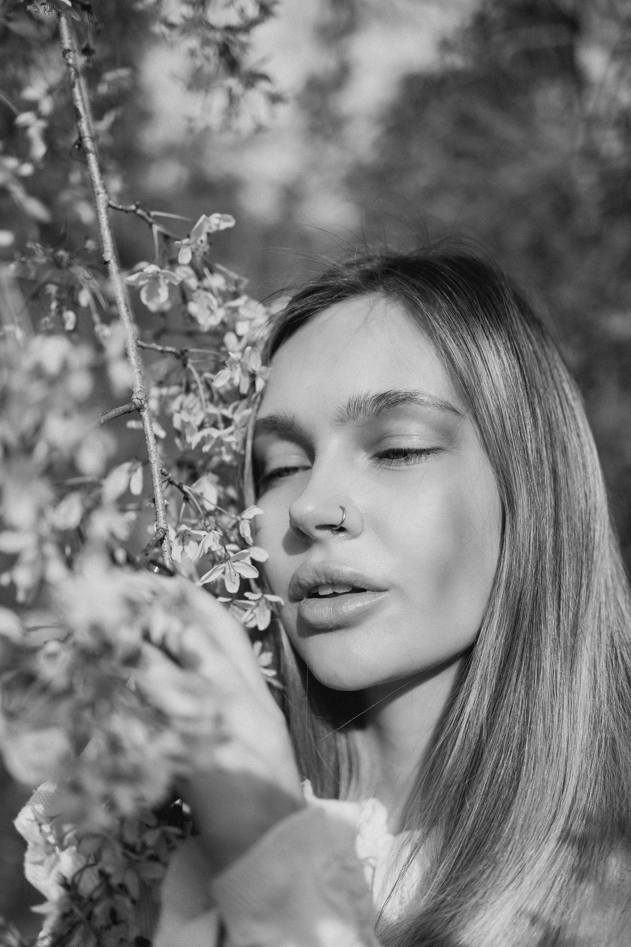 Света в сакуре. Фотограф Сочи Адлер Сириус Красная поляна Олеся Минив