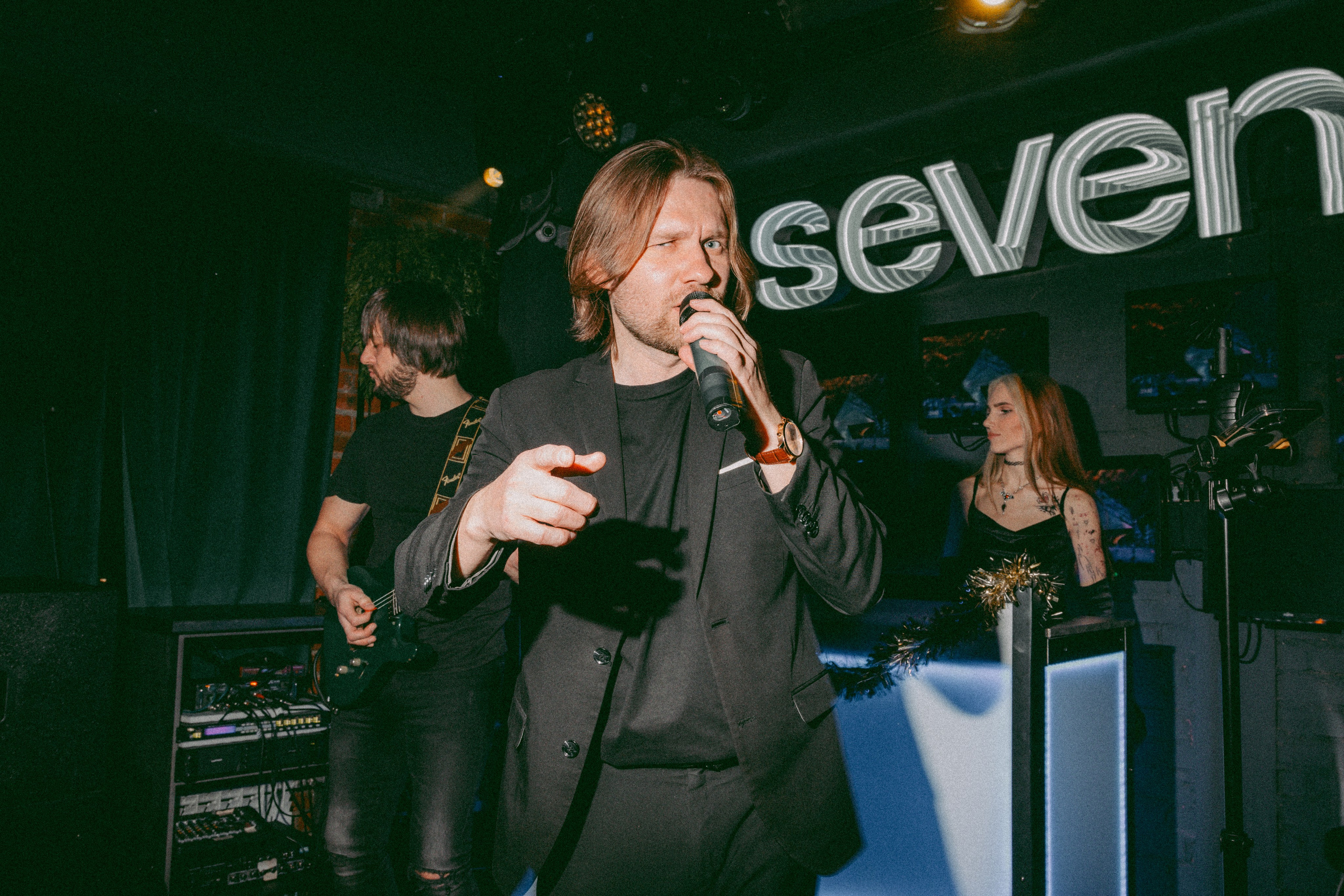 SEVEN bar — New Year