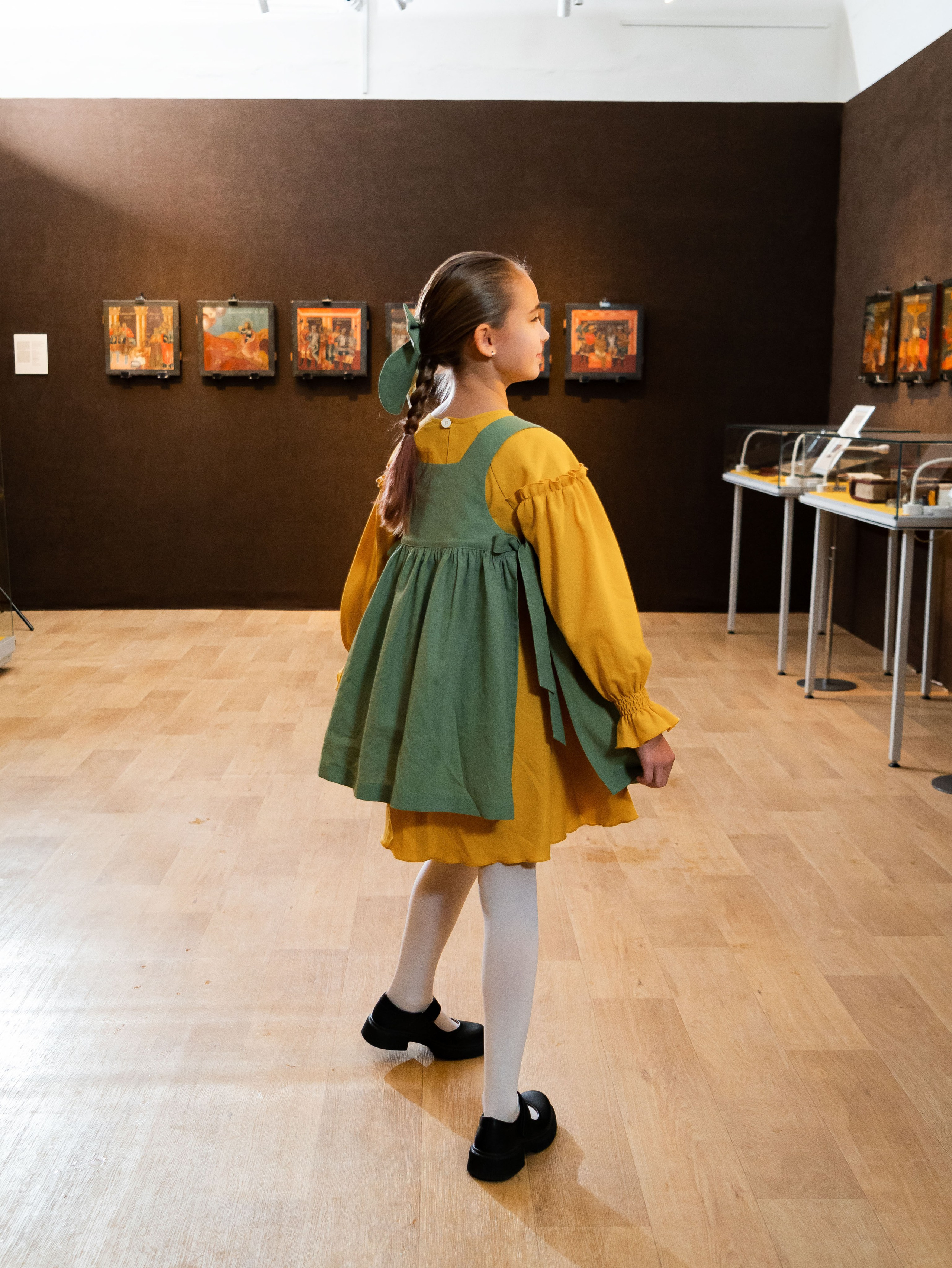 Показ одежды в рамках выставки «105. Лучшее». Фотограф Москва