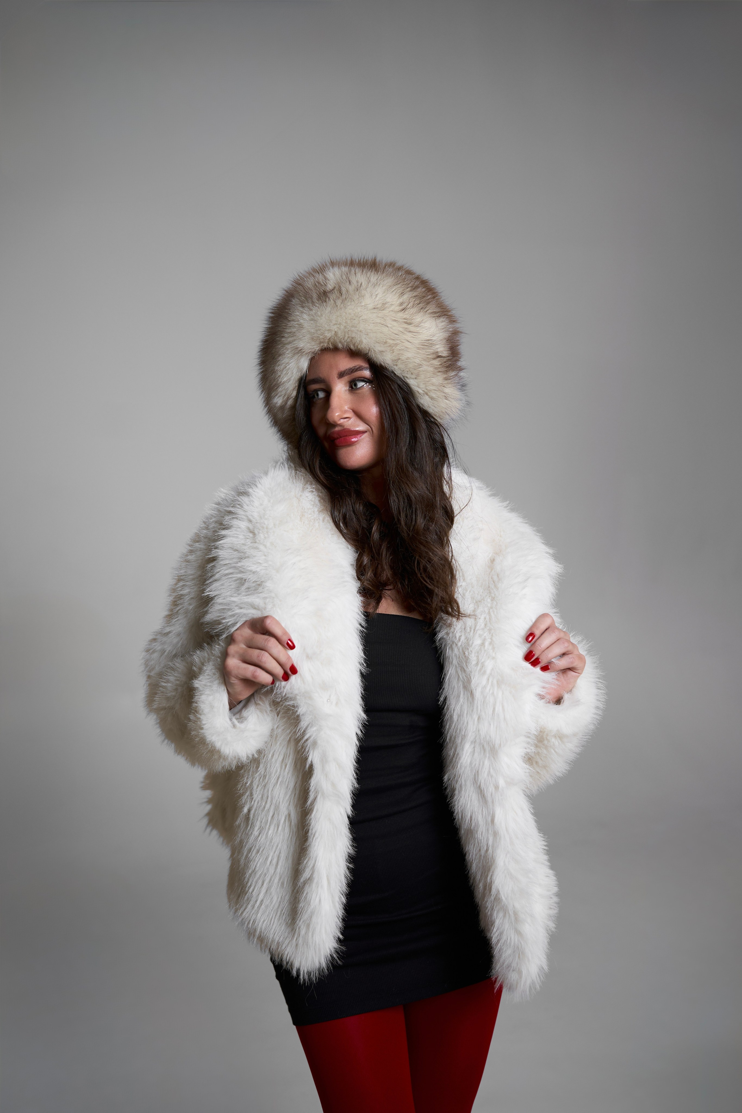 Юлия. Hmliber — фотограф и контент-креатор из Петербурга