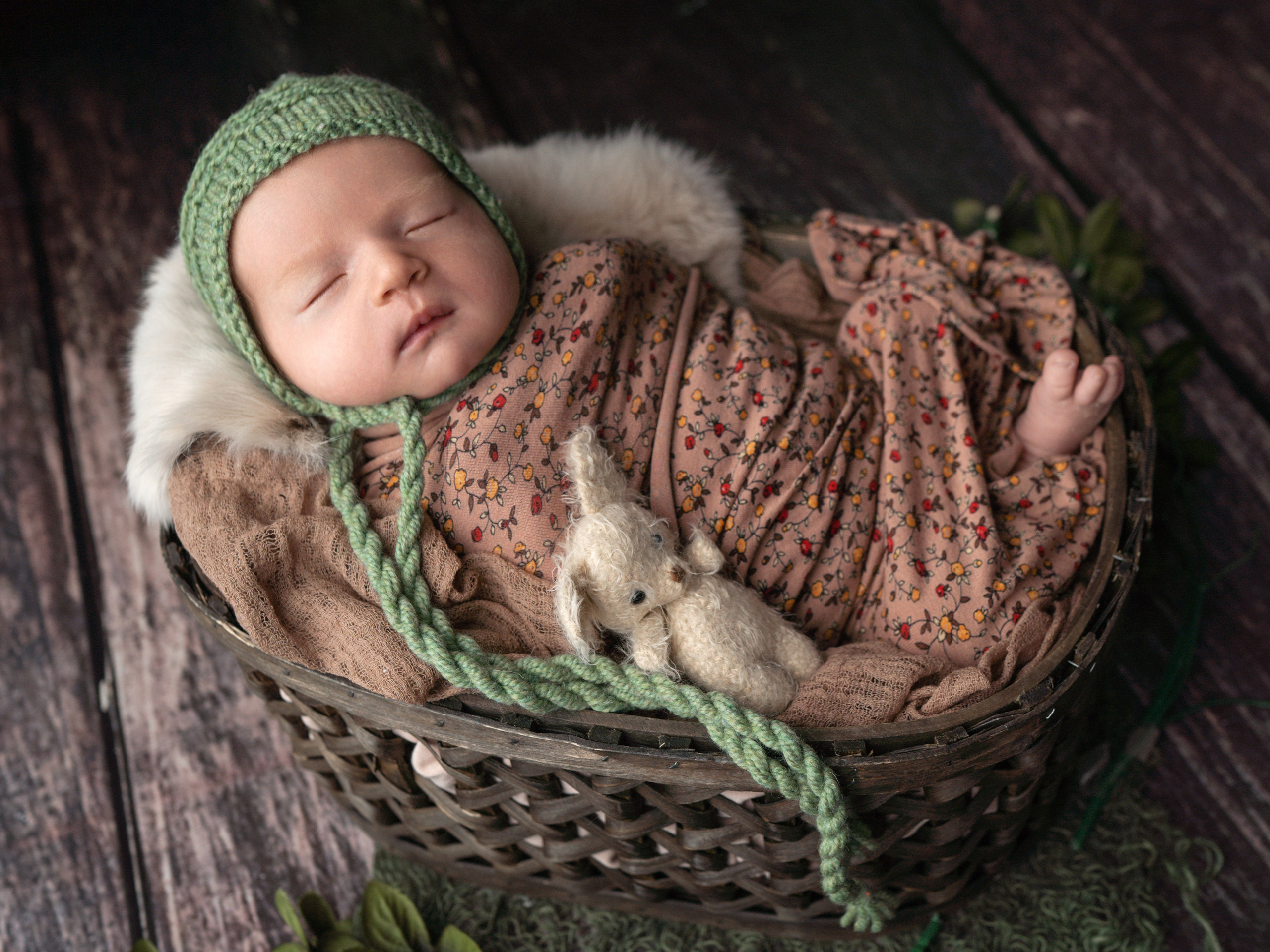 НьюБорн Алиса. Фотограф Зинаида Евдокимова