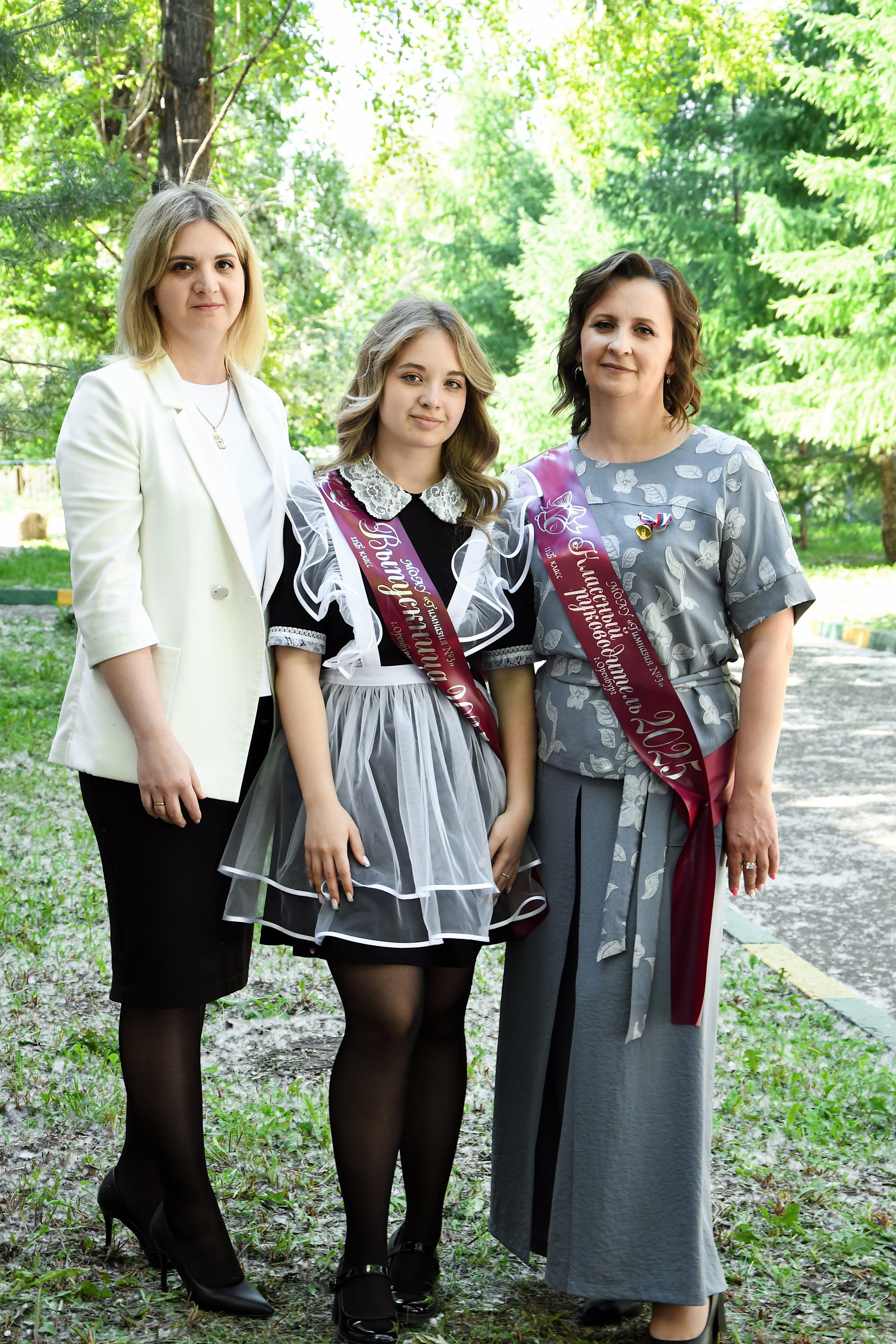 Линейка Гимназия Nº3. Фотограф Оренбург I Кристина Подольская