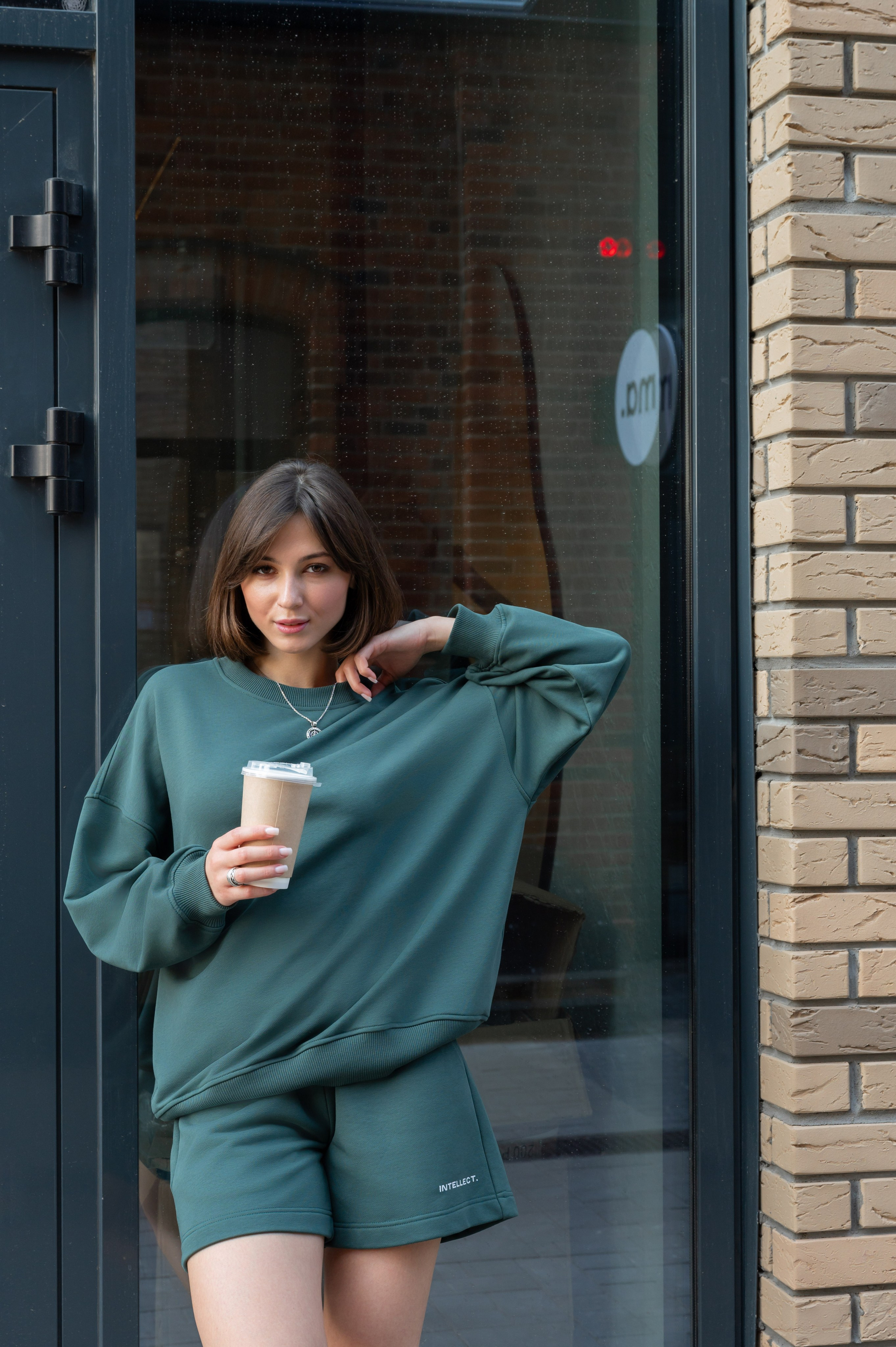 Каталог Девушки. Студия рекламной и предметной съемки товаров WELKO Studio