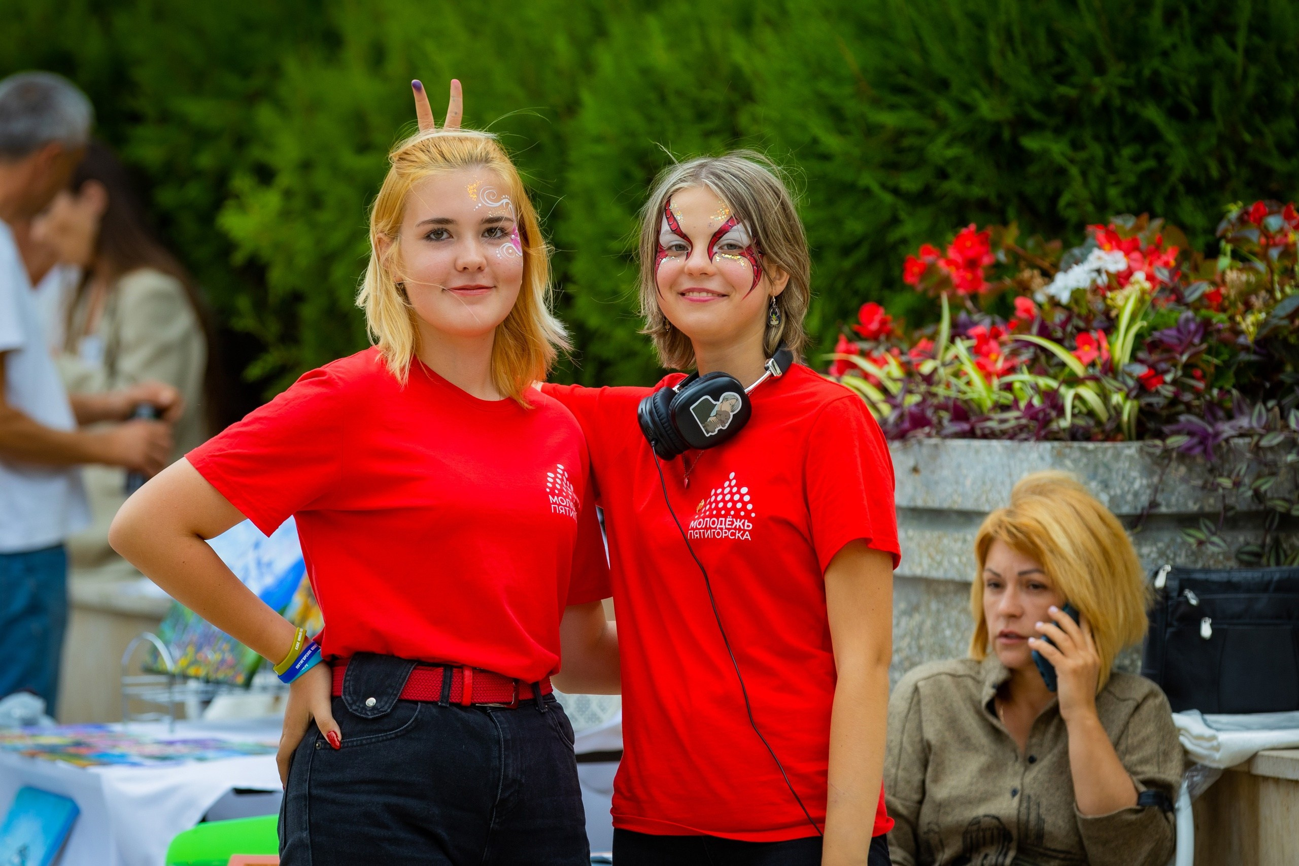 #РепортажнаяФотография#Фотожурналистика#ДокументальнаяФотография#РеальнаяЖизнь#ИсторияВкадре#МоментыЖизни#ЭмоцииВкадре#СобытийнаяФотография#ФотоИстория#ЖизньВкадре#УличнаяФотография (если снимаете на улице)#СвадебныйРепортаж (для свадебных событий)#СпортивнаяФотография (для спортивных мероприятий)#КонцертнаяФотография (для концертов и фестивалей)#ПолитикаВкадре (для политических событий)#АкцииПротеста (если снимаете протесты)#ГородскиеСобытия#ЭмоцииНаЛице#ИскренниеМоменты#ЖизньКакОнаЕсть#СилаМомента#ЧеловеческиеИстории#РеальностьВкадре#Фотожурналисты#Документалисты#ФотоСообщество#ФотоВдохновение#ФотоИскусство#ФотоМастера#ПятигорскФотограф#ФотографПятигорск#ФотосессияПятигорск#ПятигорскФото#ФотографКавминводы#ФотосессияКавказ#ПятигорскЛюблю#ФотографНаКавказе#ФотостудияПятигорск#ПортретПятигорск#СвадебныйФотографПятигорск#ПейзажиПятигорска#ФотоПятигорск#ФотографСКФО#КавказФото