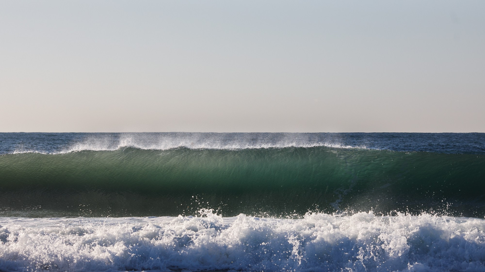 Море и серферы. Репортажный и постановочный Наталья Санникова