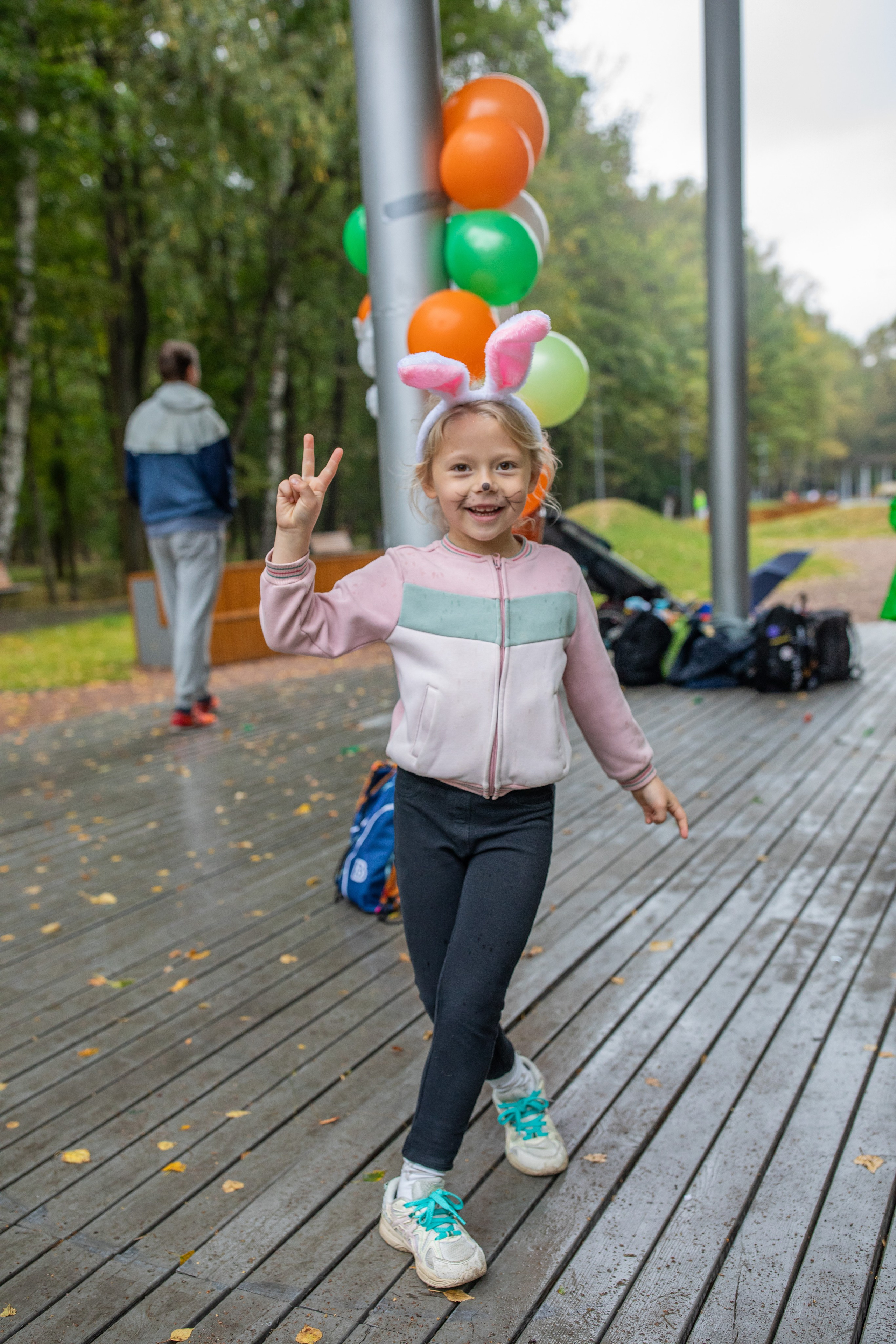 7 лет забегам 5 вёрст Химки 28.09.24. Фотограф Сергей Ловкий