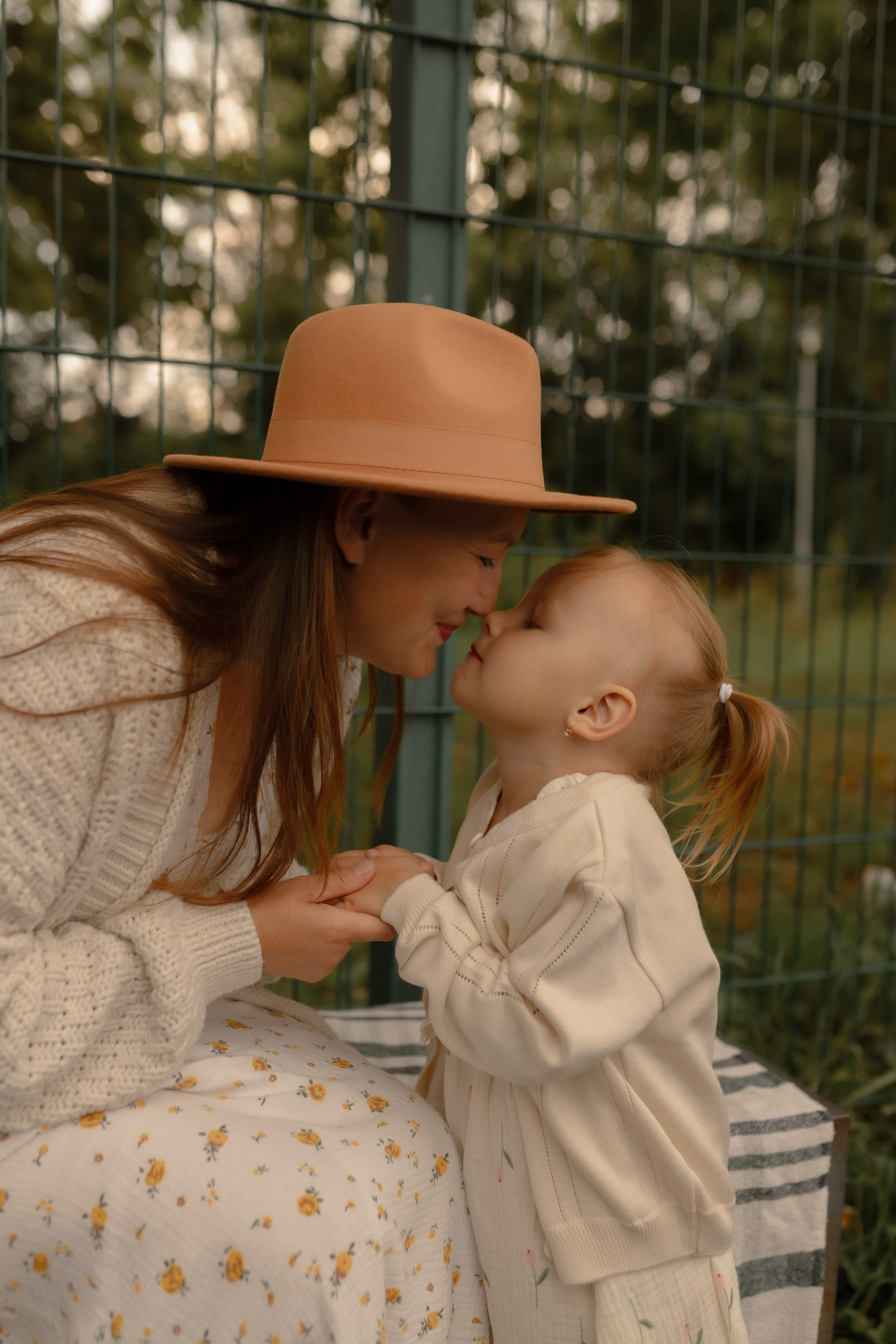 Мама Алина, Маша, Дина и Анечка. Фотограф Татьяна Семенова