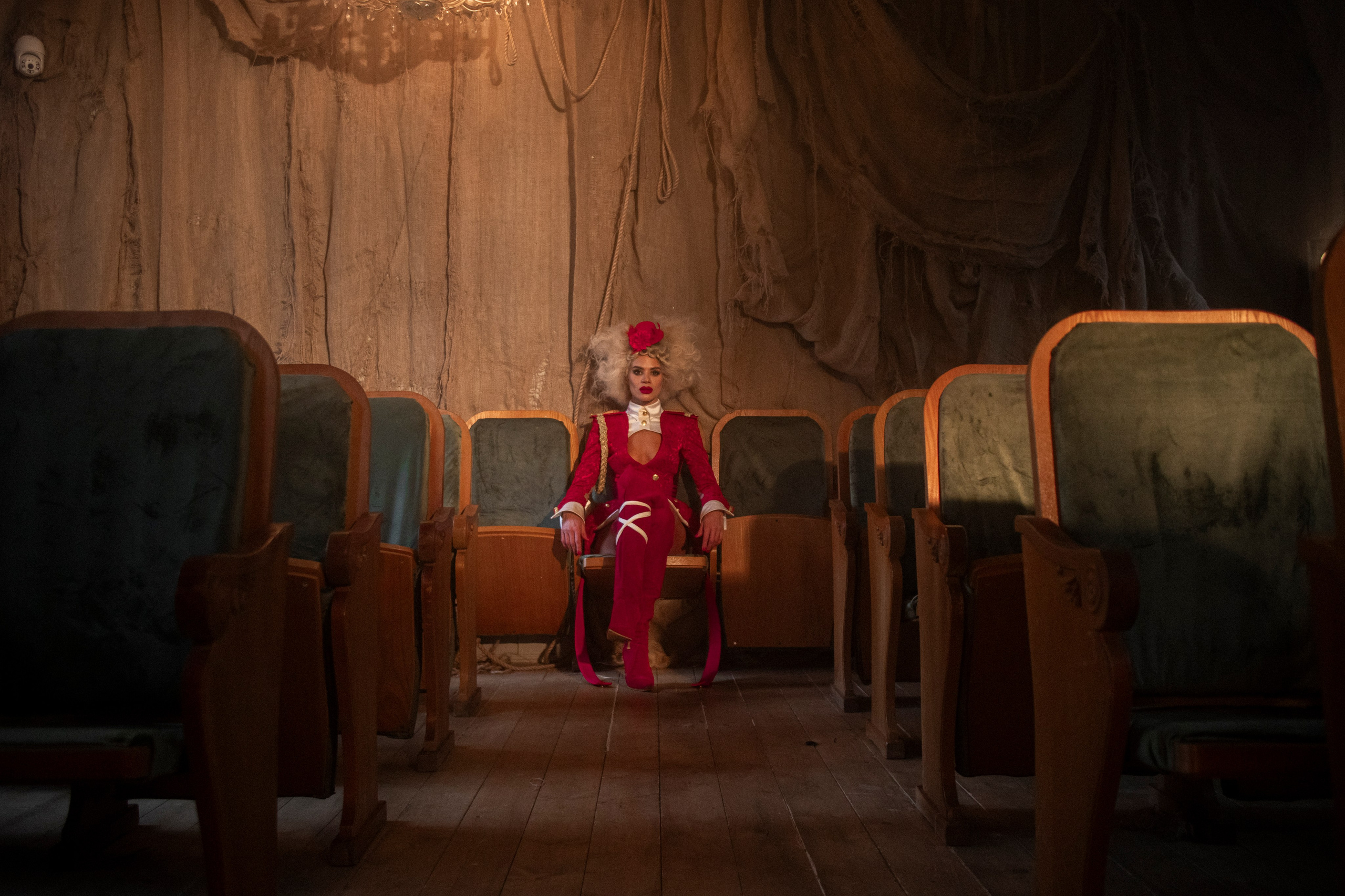 Театр пуст. Дарья Устинова. Фотограф вашей души в Москве